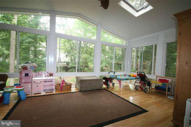 MONTCLAIR - Residential