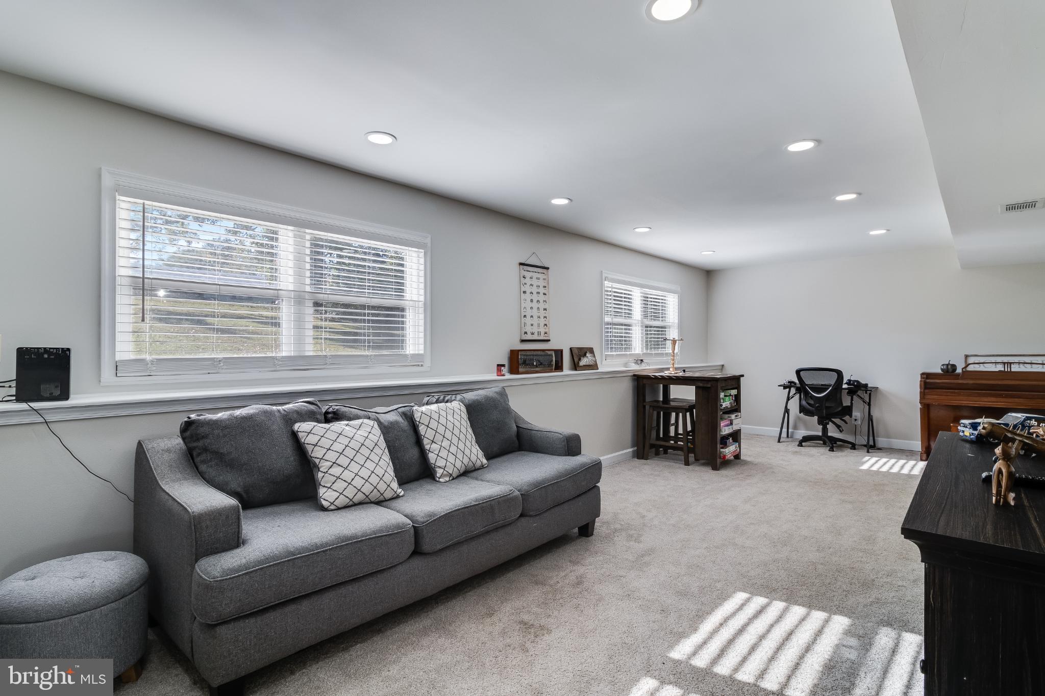 HOLLY GAF ACRES - Residential