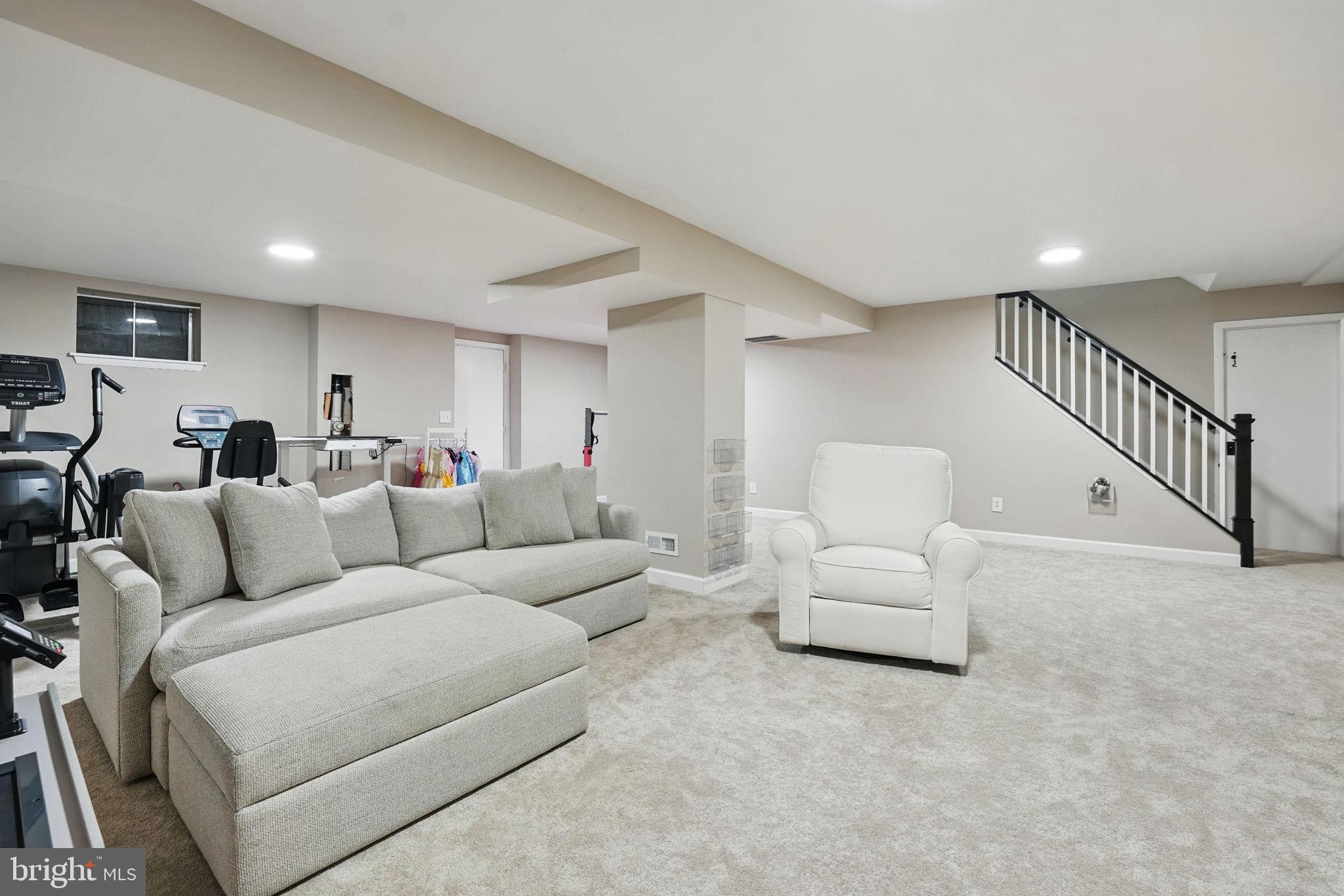 DOLLEY MADISON ESTATES - Residential