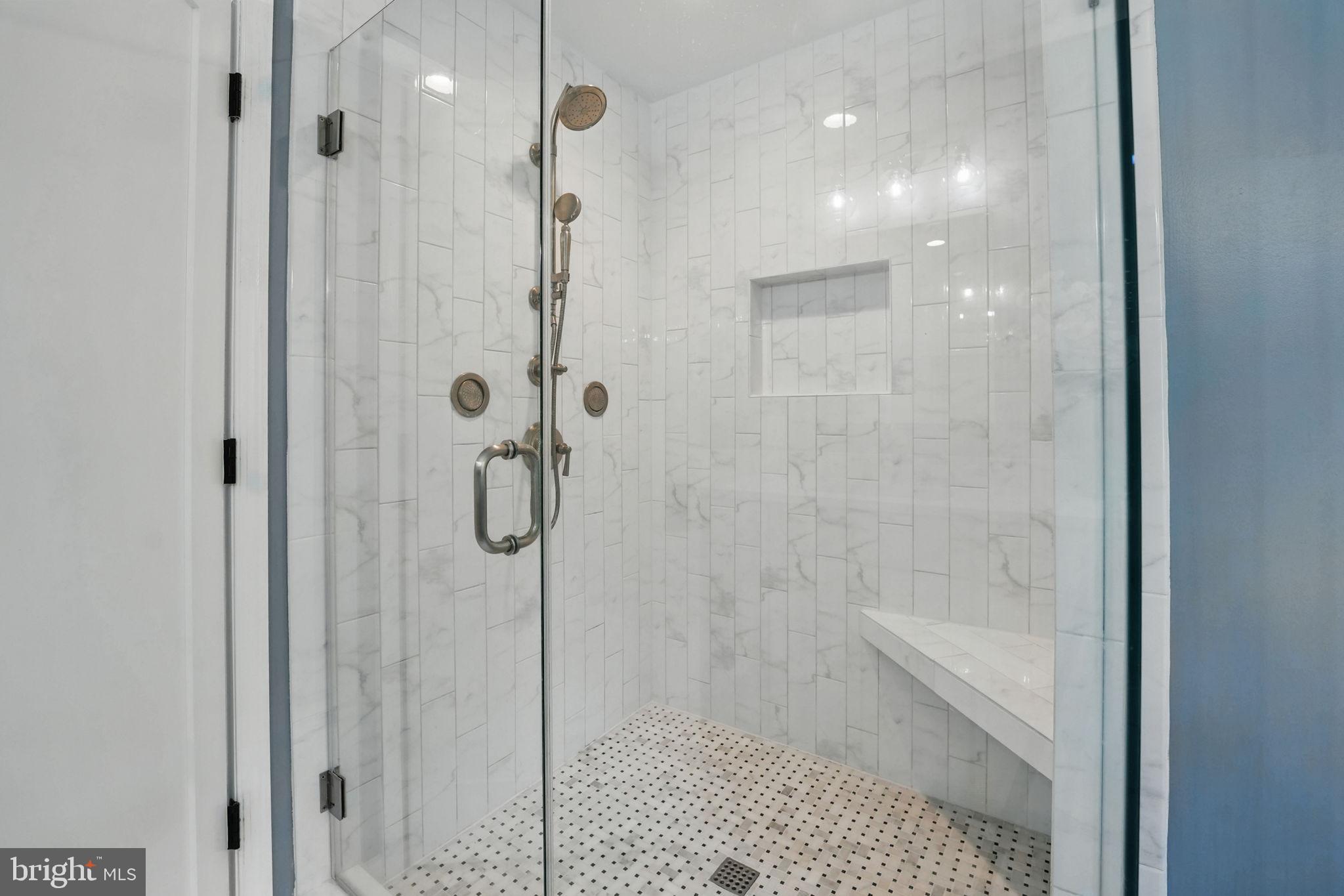 DOLLEY MADISON ESTATES - Residential