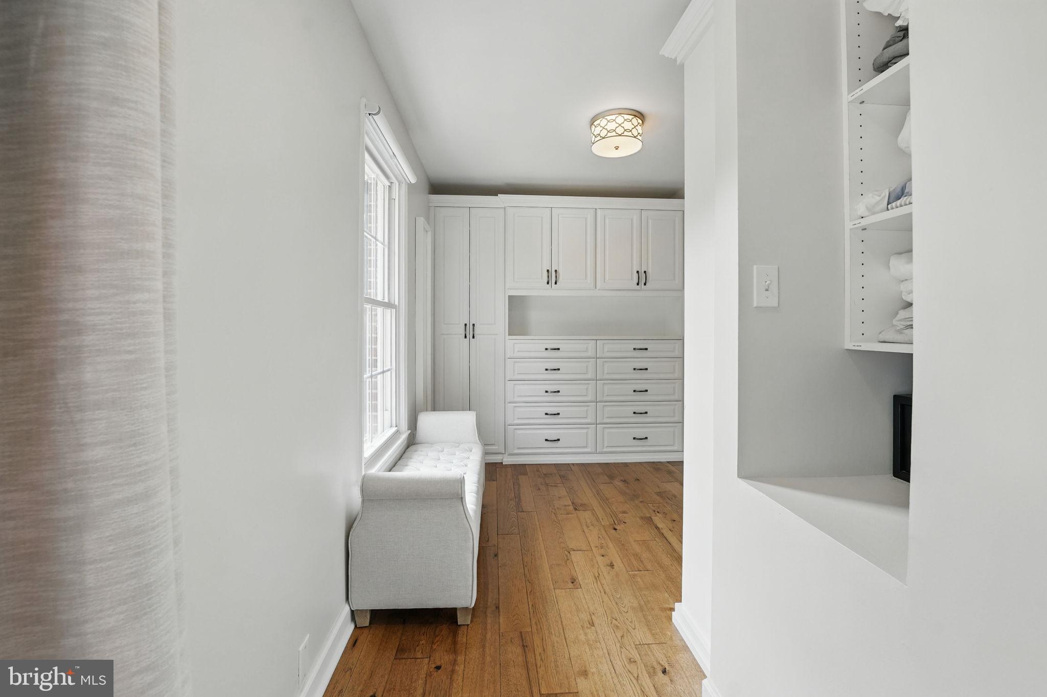 DOLLEY MADISON ESTATES - Residential