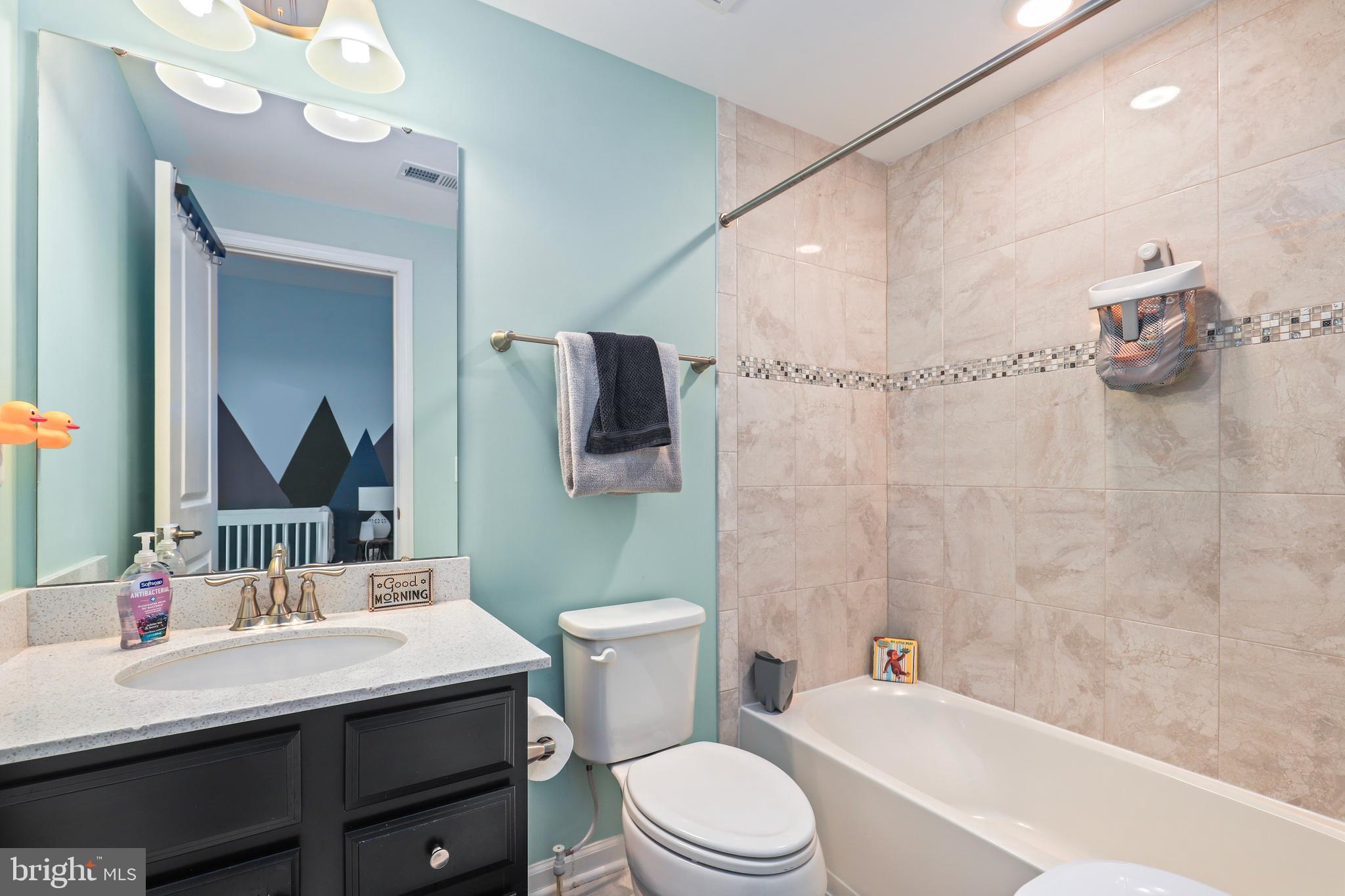 CRESCENT PLACE - Residential