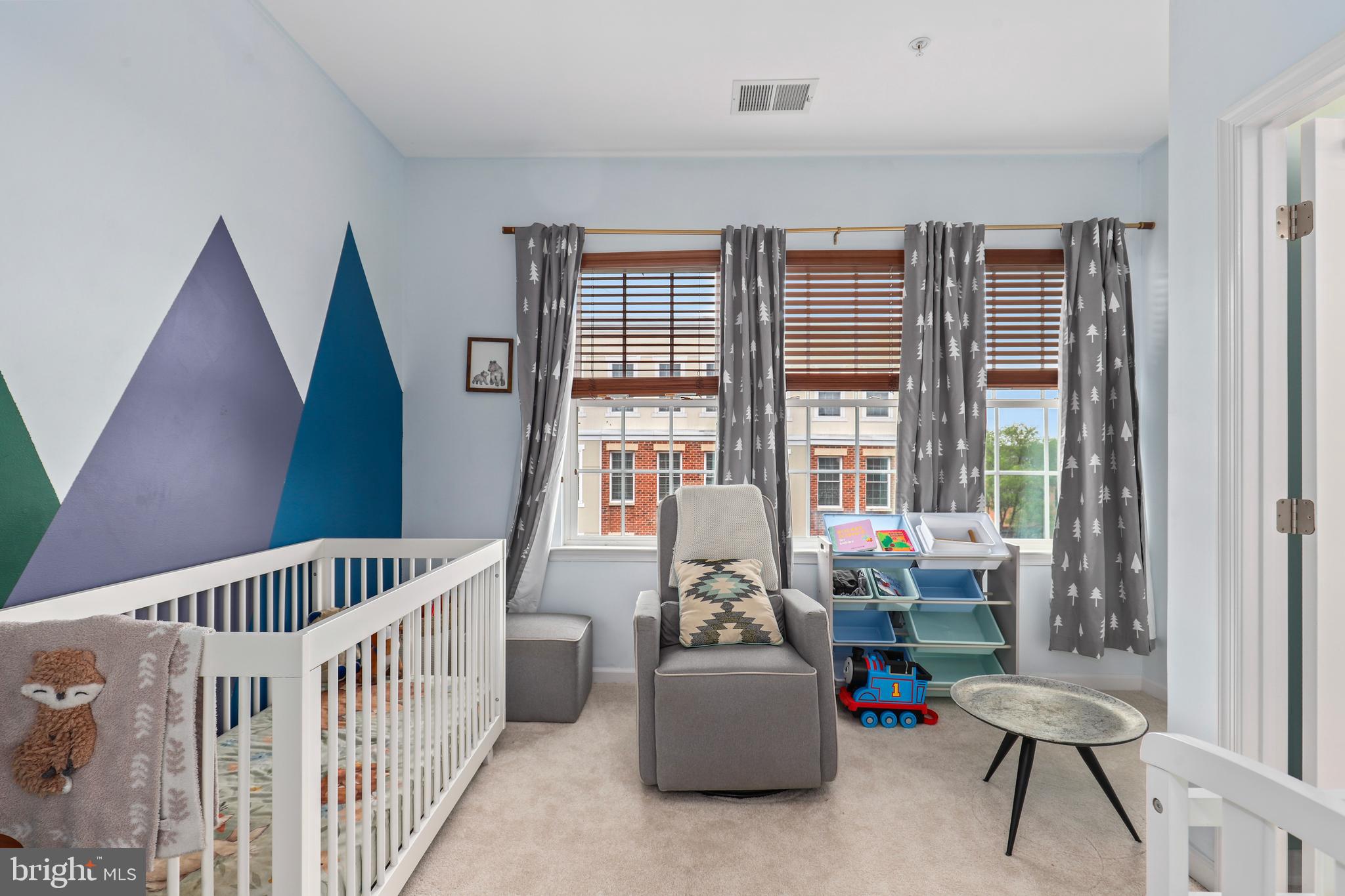 CRESCENT PLACE - Residential