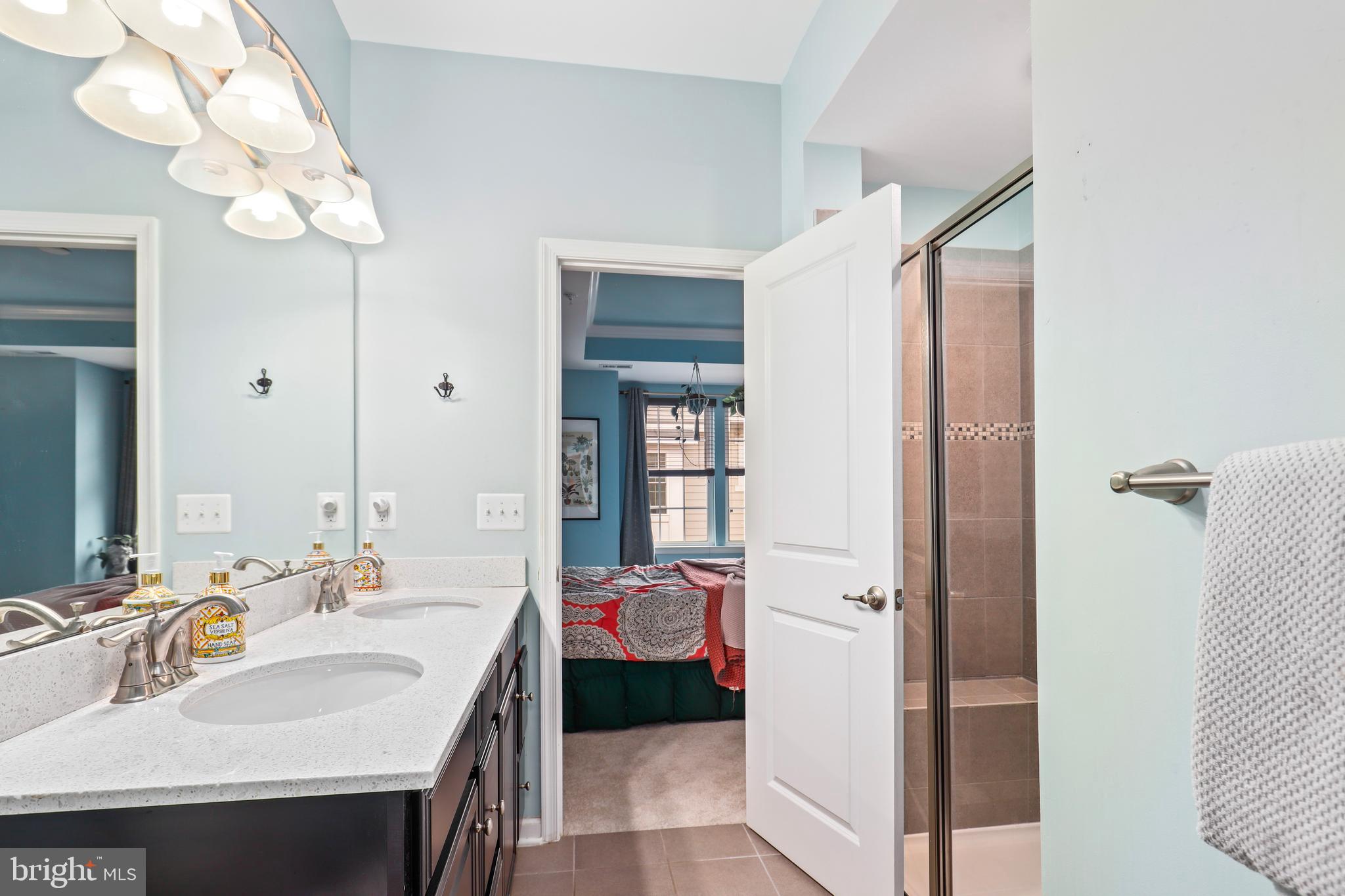 CRESCENT PLACE - Residential