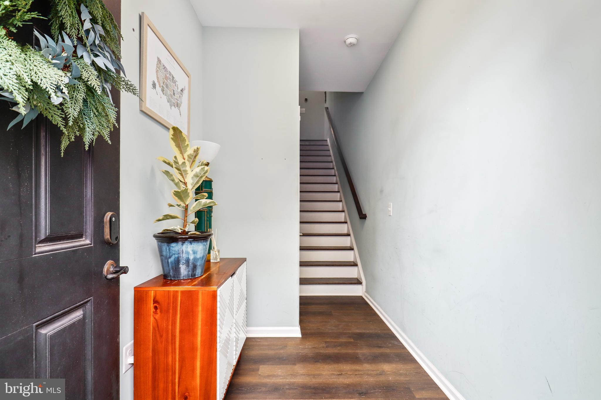 CRESCENT PLACE - Residential