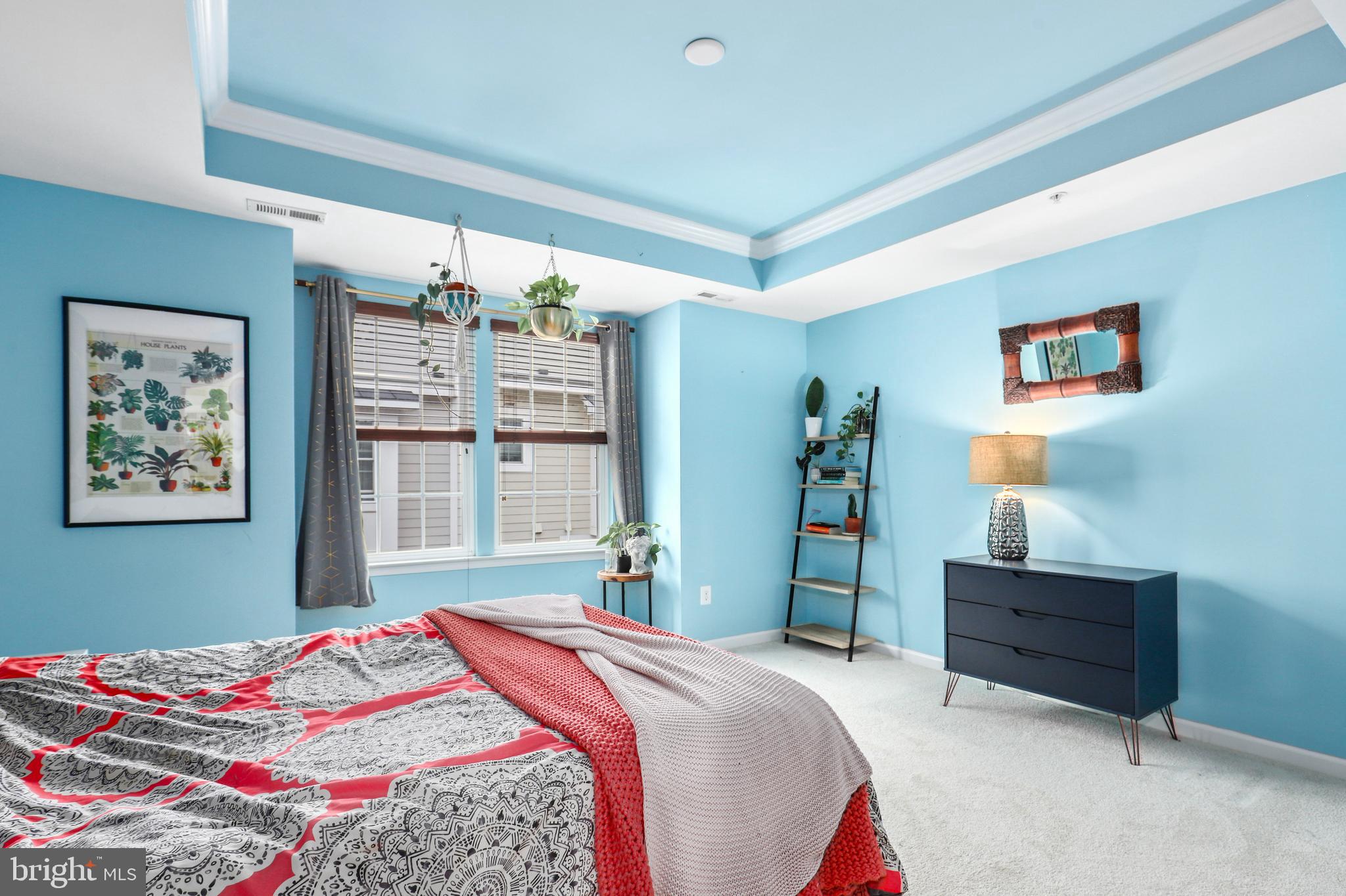 CRESCENT PLACE - Residential