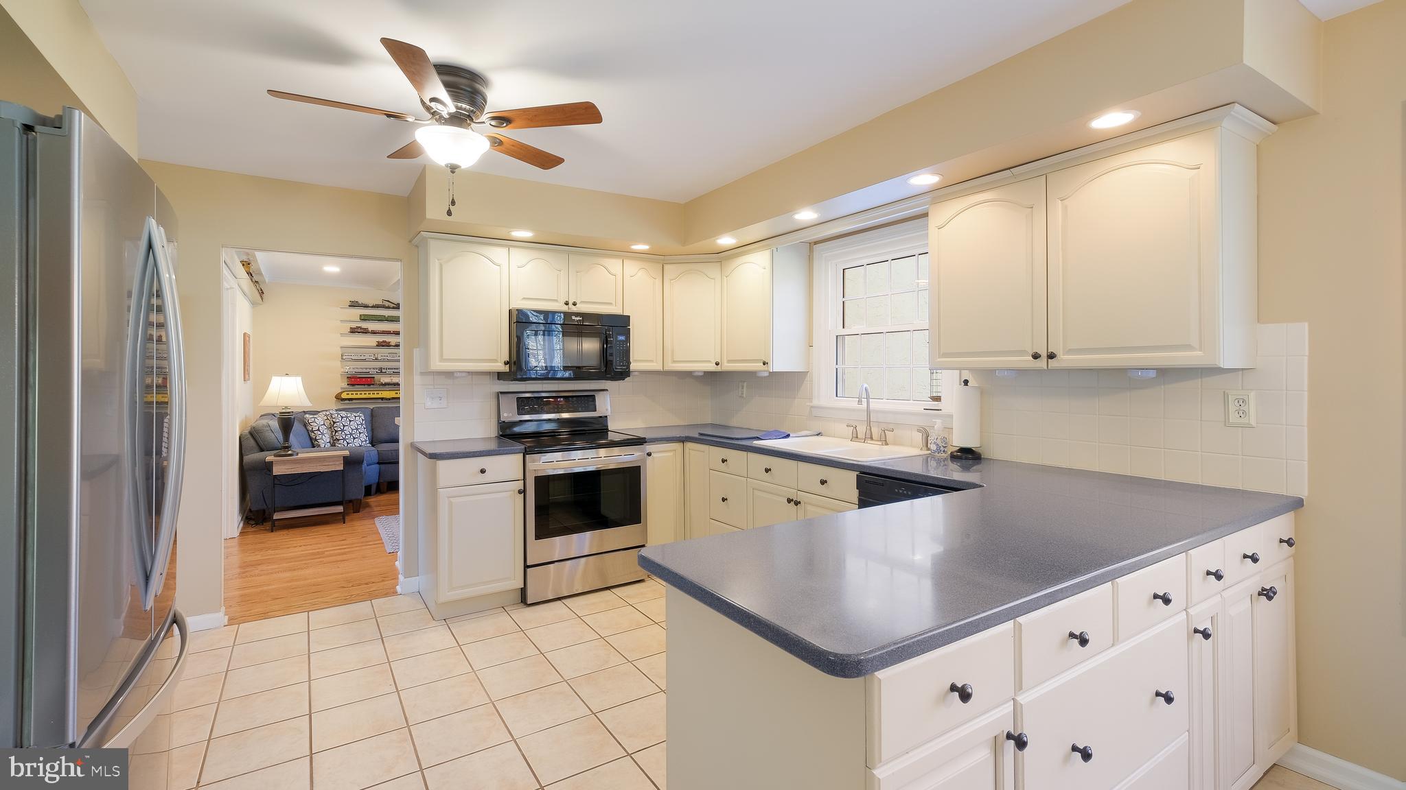 PINE VLY ESTS - Residential