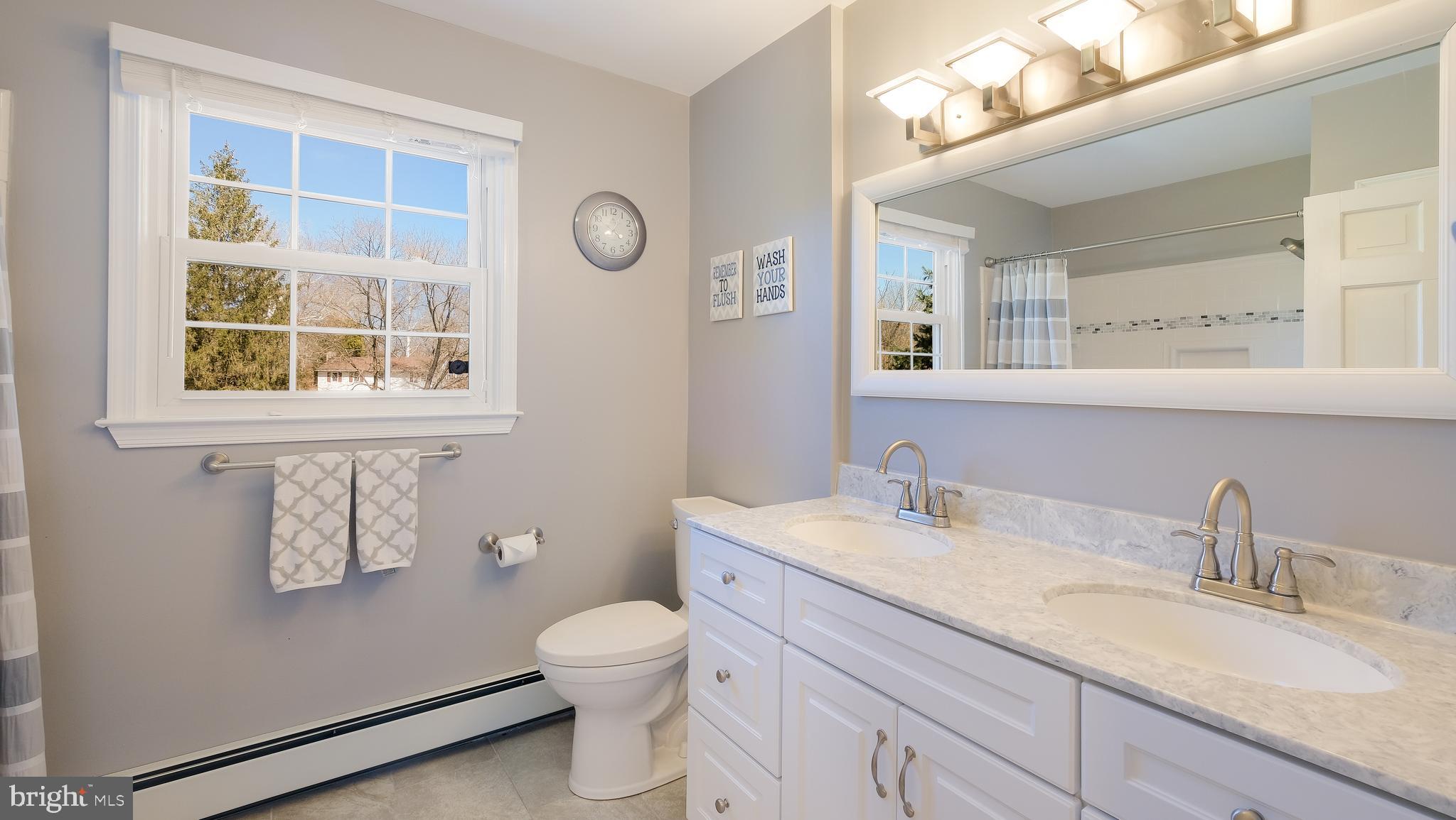 PINE VLY ESTS - Residential