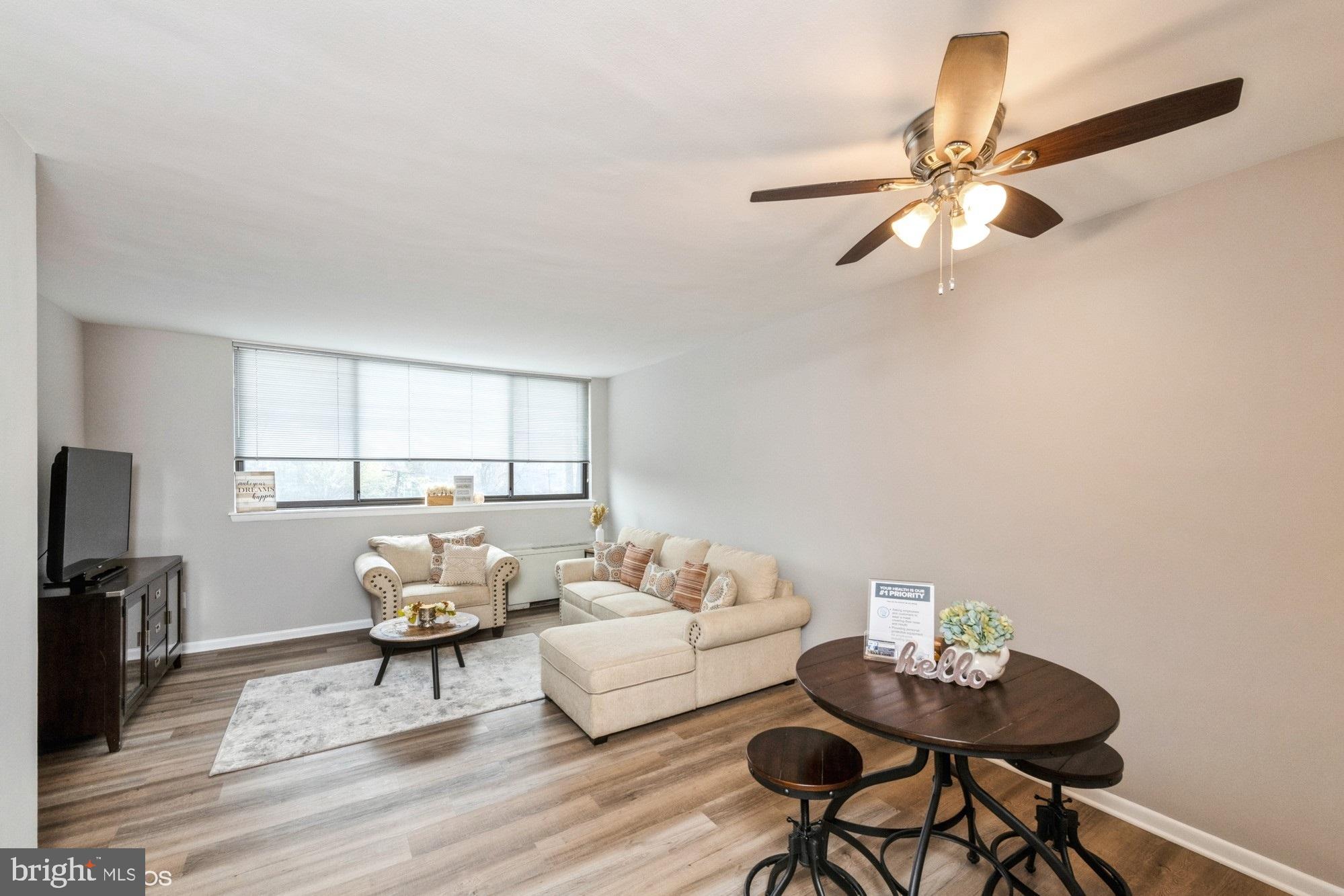 LORCOM HOUSE - Residential