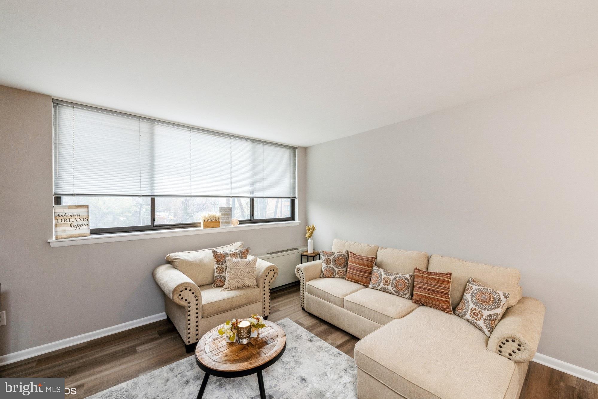 LORCOM HOUSE - Residential