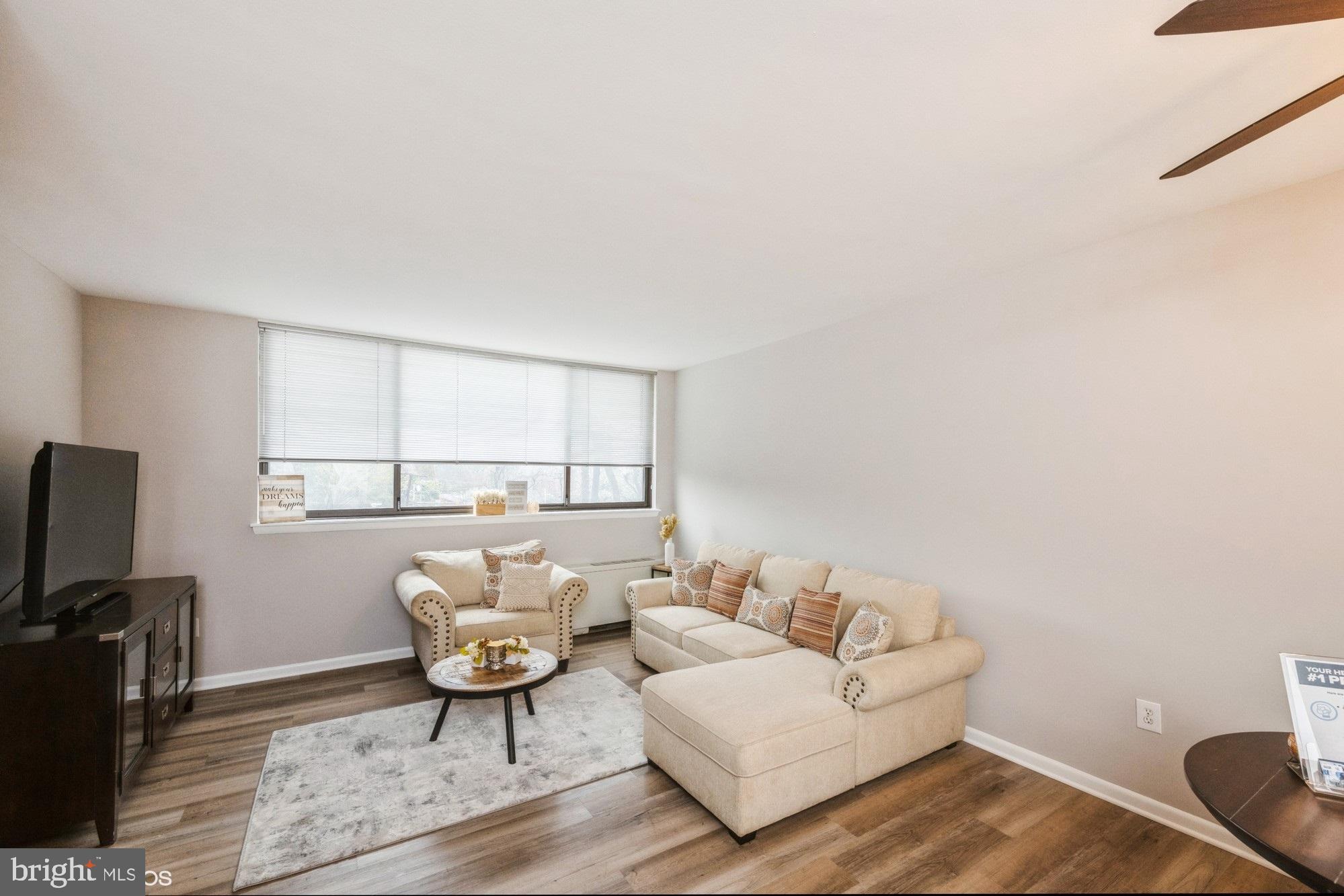 LORCOM HOUSE - Residential