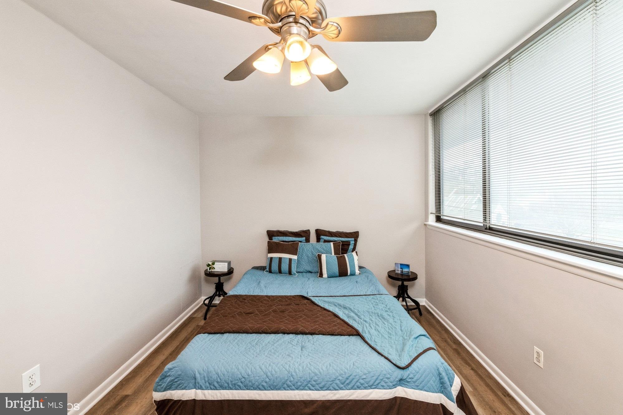 LORCOM HOUSE - Residential