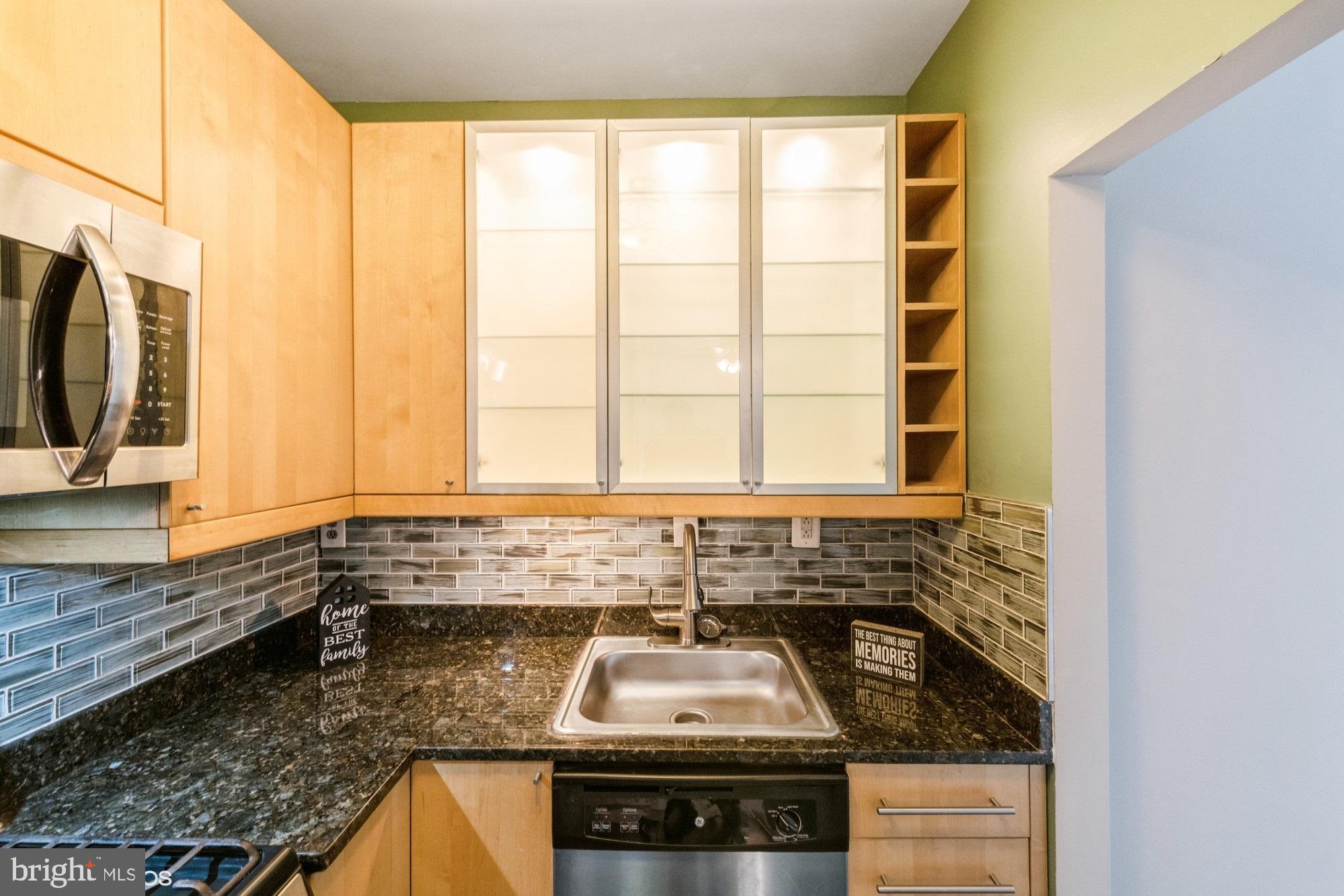 LORCOM HOUSE - Residential