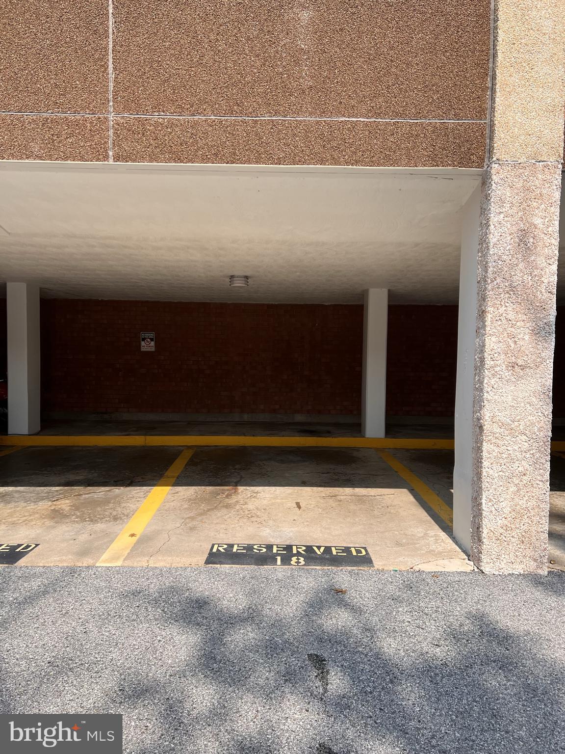 LORCOM HOUSE - Residential