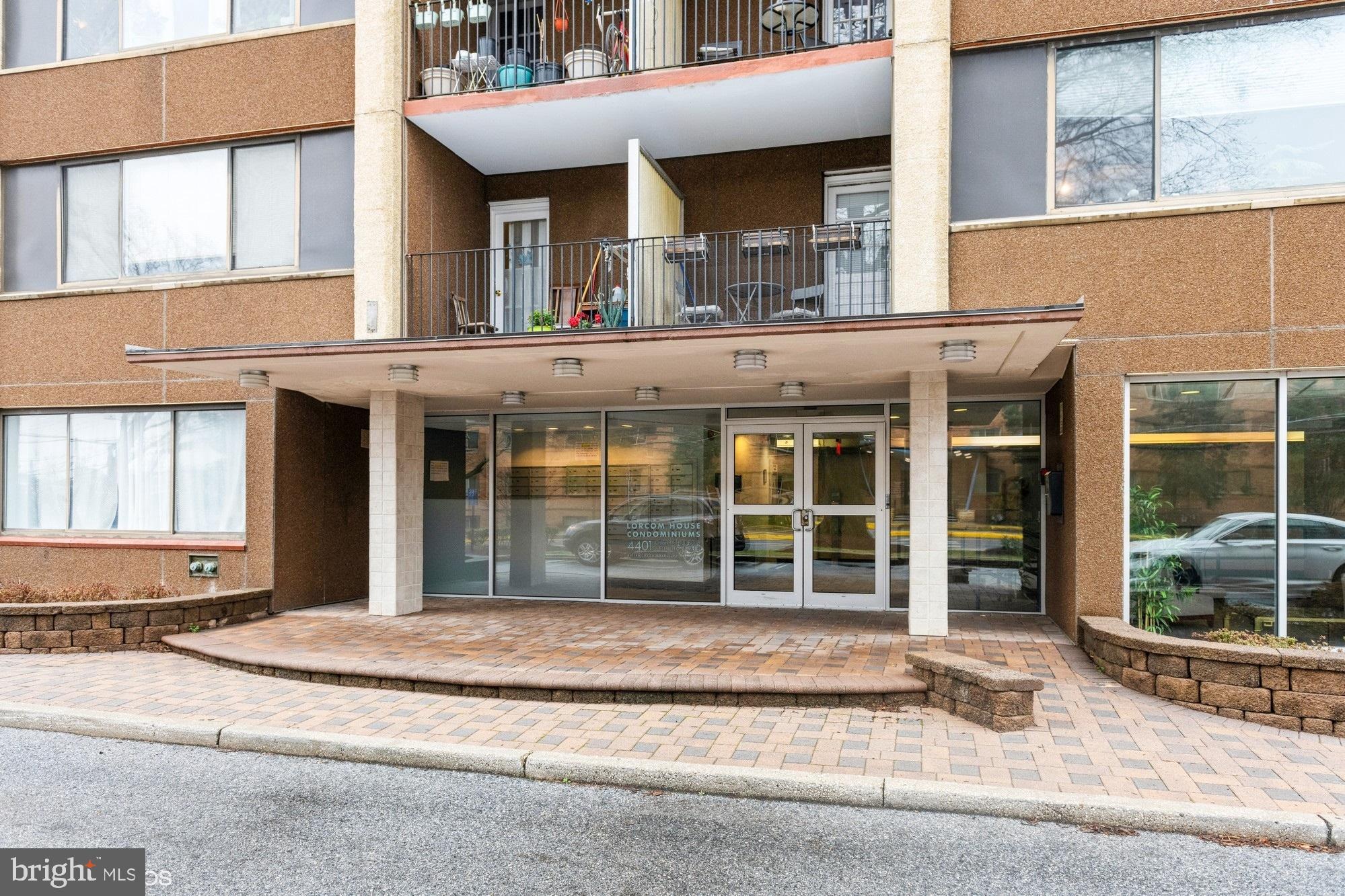 LORCOM HOUSE - Residential