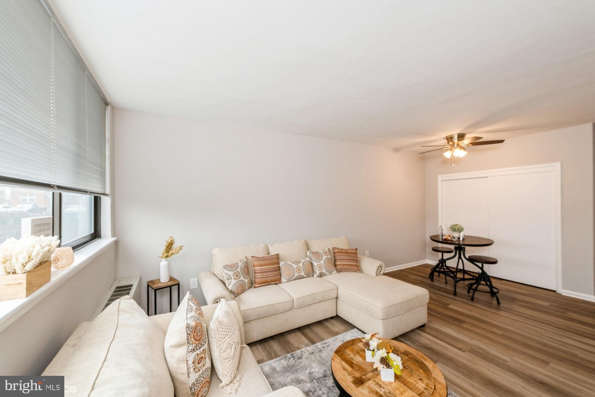 LORCOM HOUSE - Residential