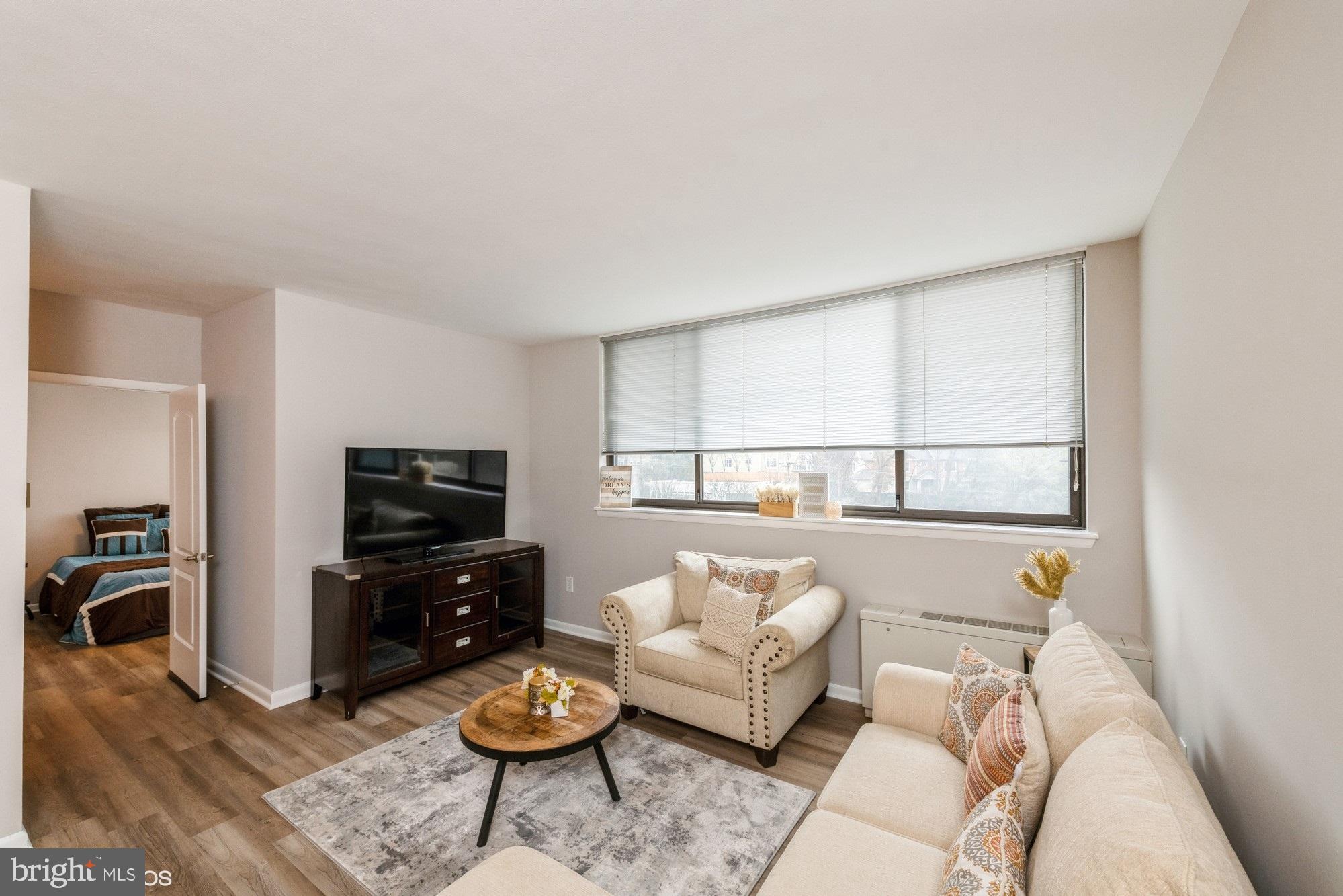 LORCOM HOUSE - Residential