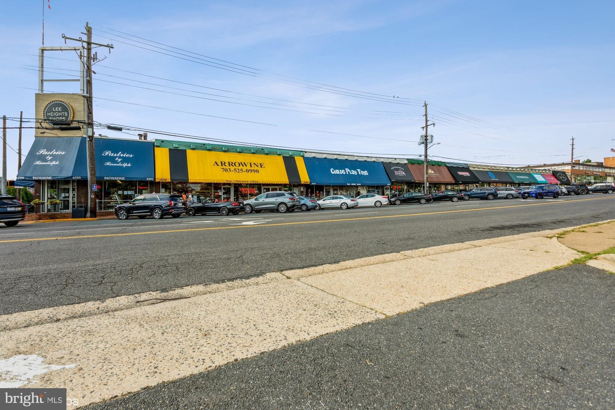 LORCOM HOUSE - Residential