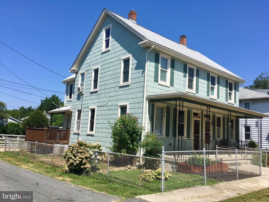 Beautifully Maintained, Roomy and spacious with Original Hardwood Floors Throughout. This Home offers 3 bedrooms and 1 1/2 Bath in the heart of Havre de Grace and only blocks from Downtown and the water. Open Kitchen with a Separate Dining Room and Living Room.  All Appliances including Washer/Dryer. Relax in the soaking tub or on the rear deck.  Secured Storage Available.  Move Right In.  Pets (Dogs Only) Case by Case basis - Dogs Only will be considered. Updated Vet records required. All occupants 18+ MUST submit an application. Non Smokers ONLY. Must use LB application ( Apply Online - https://apply.link/2DLdcWY ).  Minimum Credit Score Required (620+).