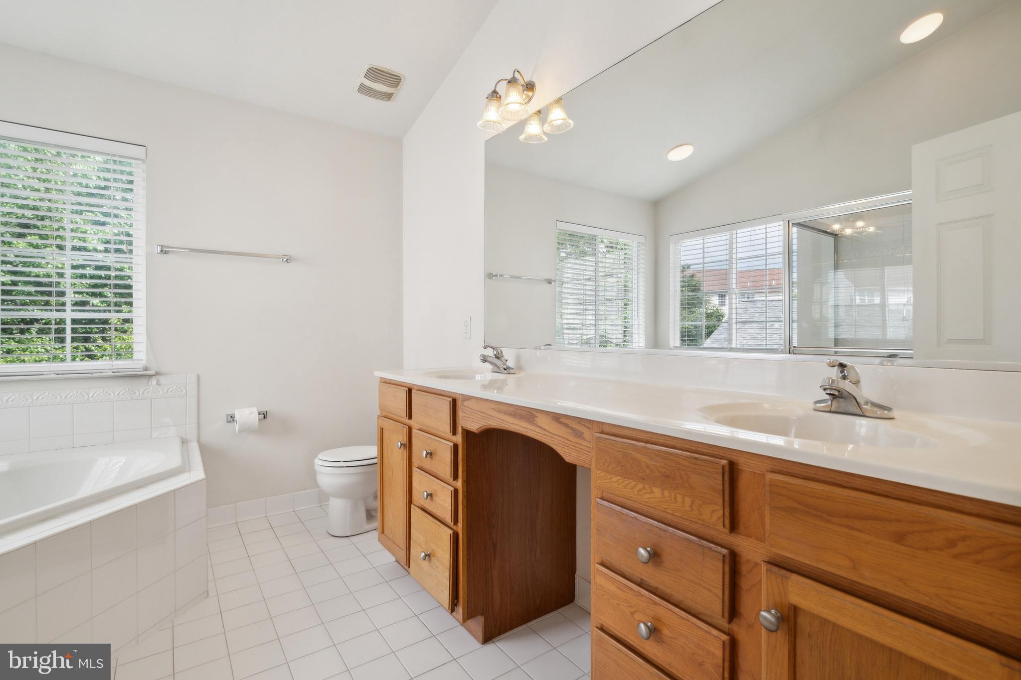 COKESBURY MANOR - Residential