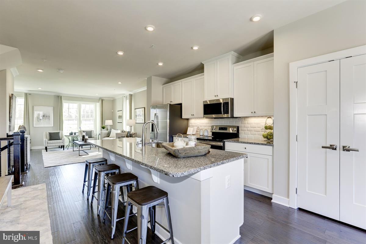 MAGNESS MILL - Residential