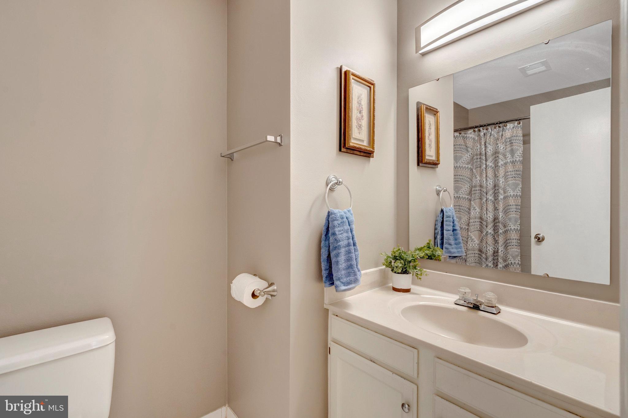 WOODLYNNE COMMUNITY - Residential