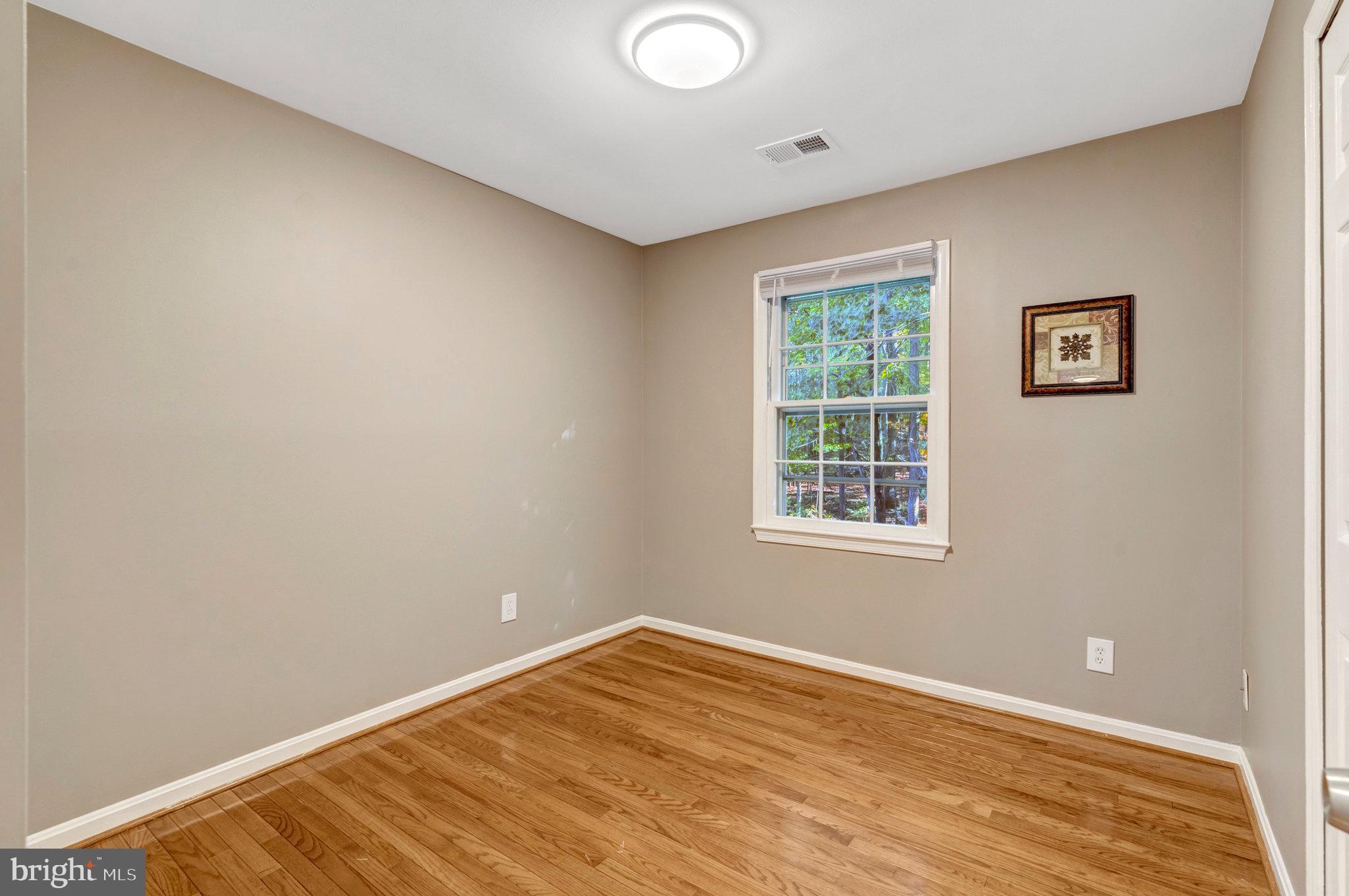 WOODLYNNE COMMUNITY - Residential