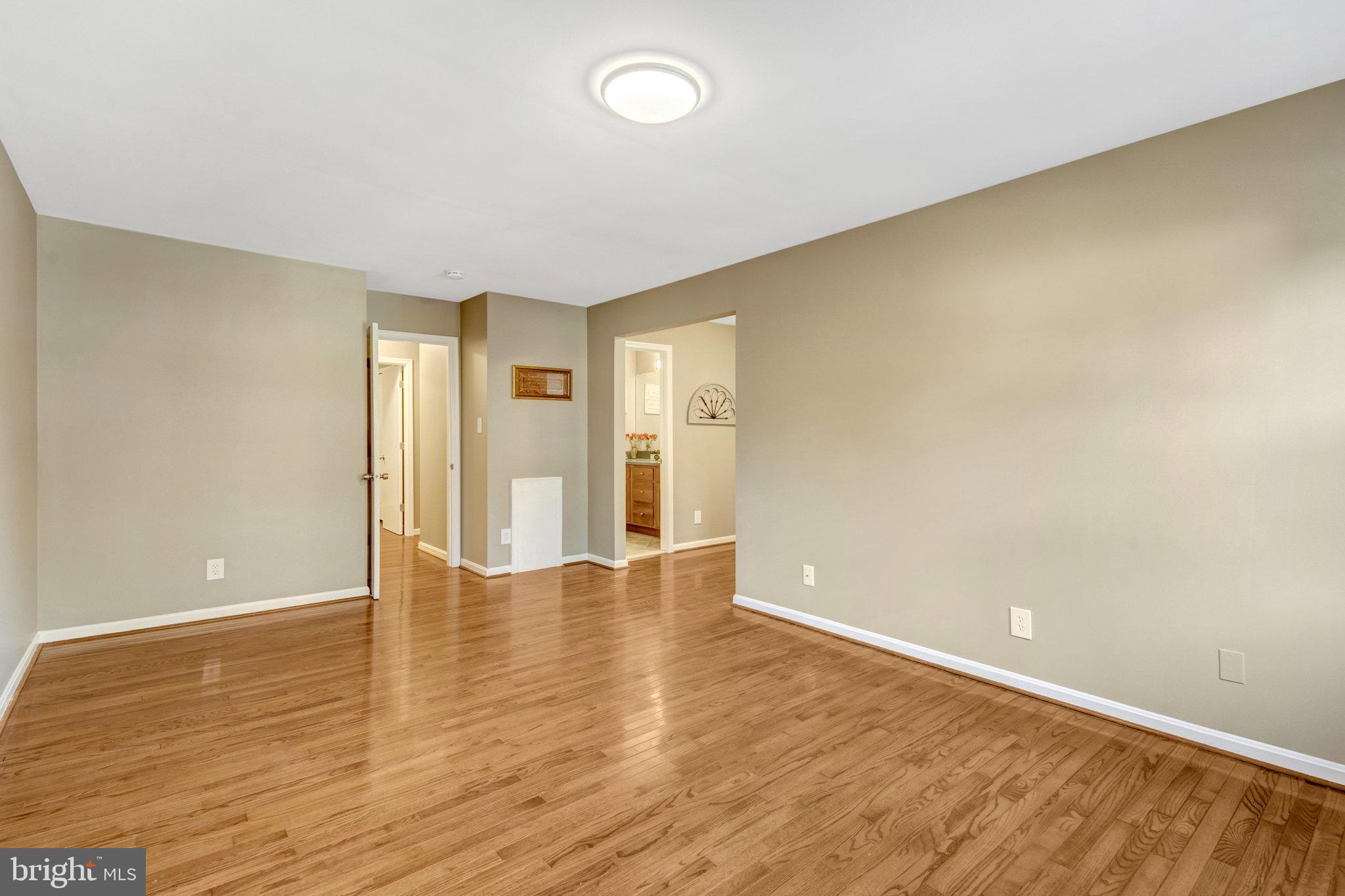 WOODLYNNE COMMUNITY - Residential