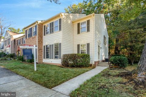 5515 CHESHIRE MEADOWS WAY FAIRFAX VA 22032