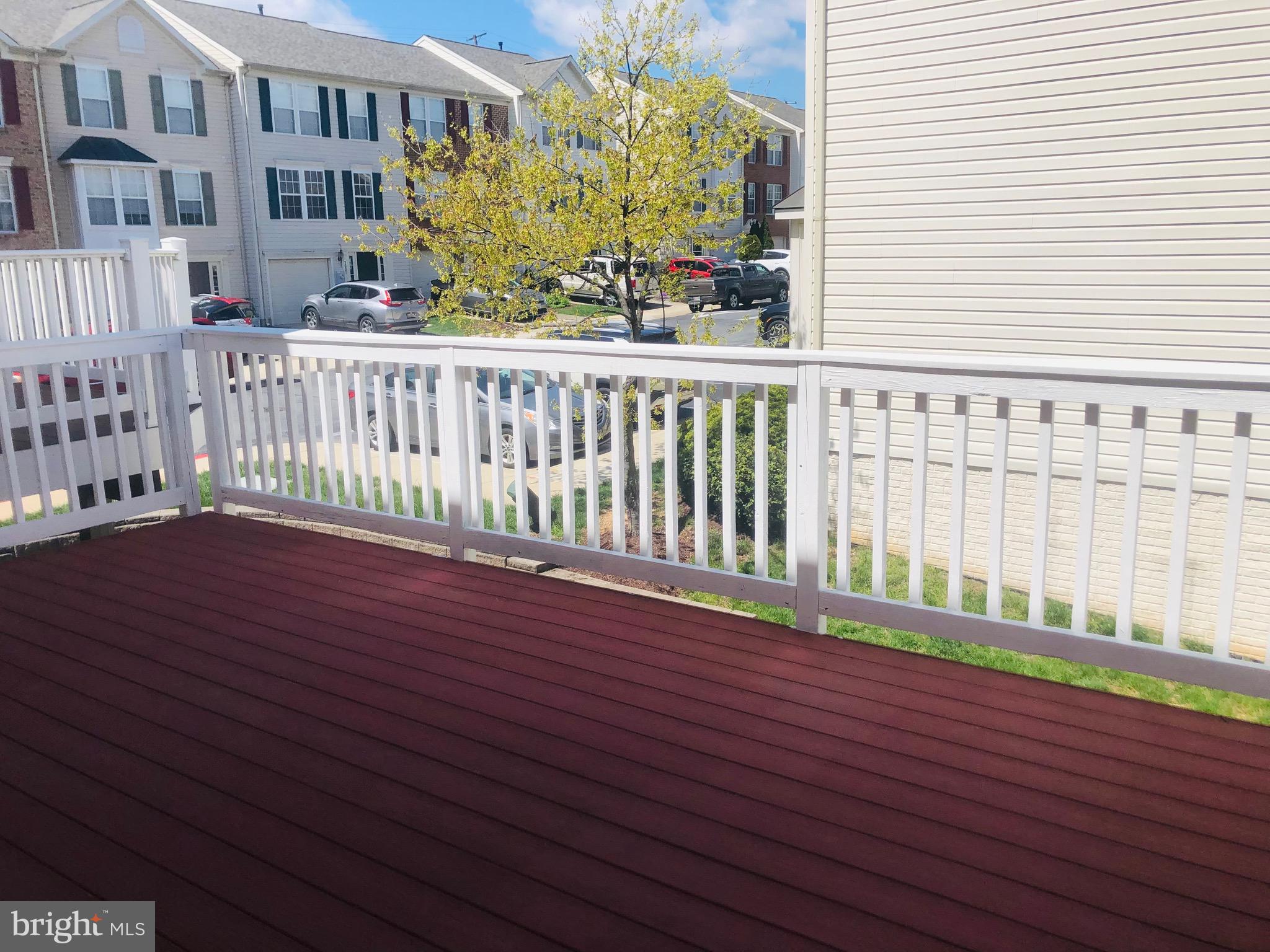 VILLAGE TOWNS - Residential Lease