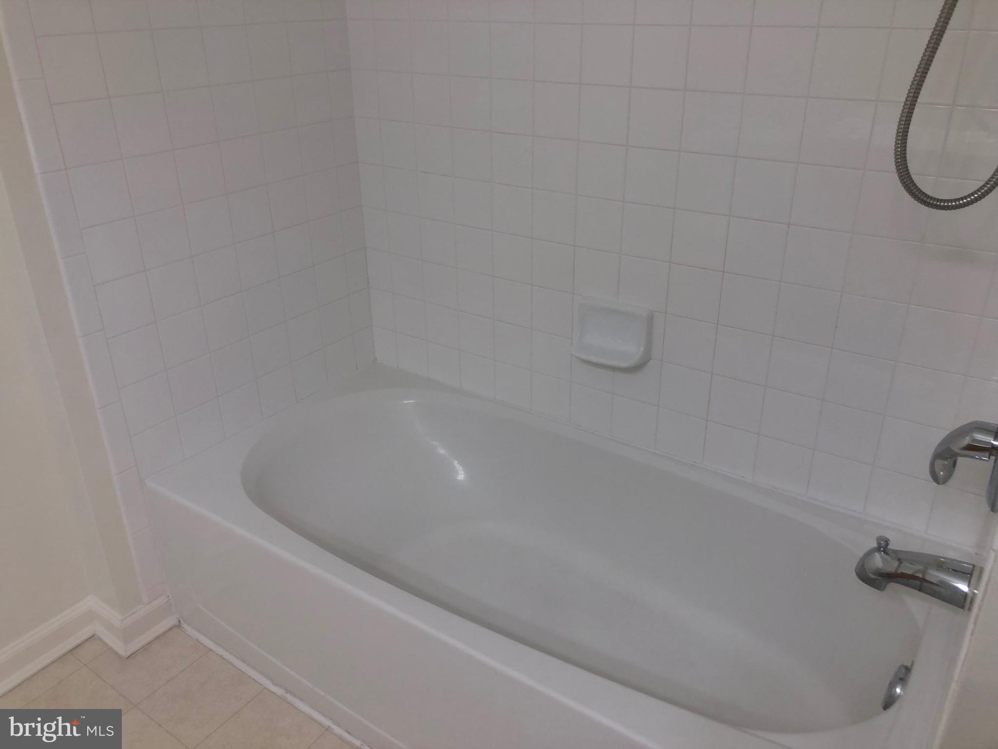 VILLAGE TOWNS - Residential Lease