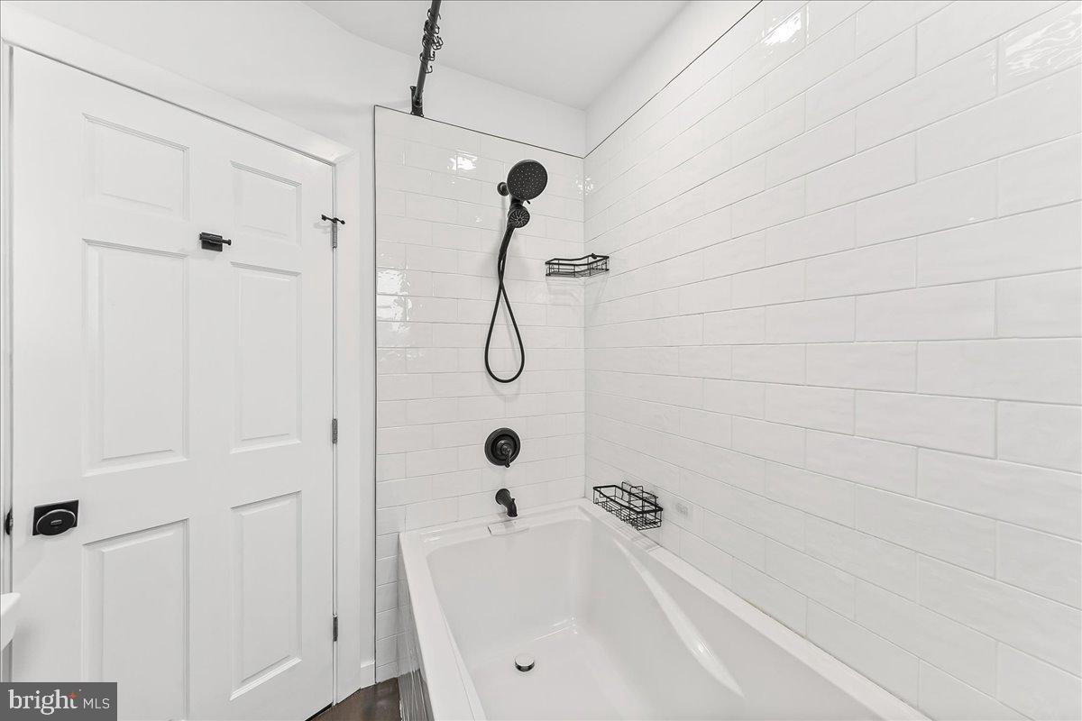 WEST PASSYUNK - Residential