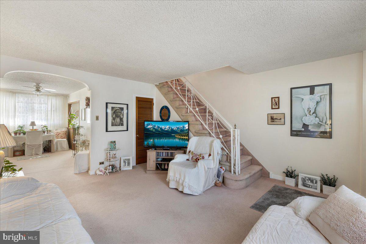 MAYFAIR - Residential