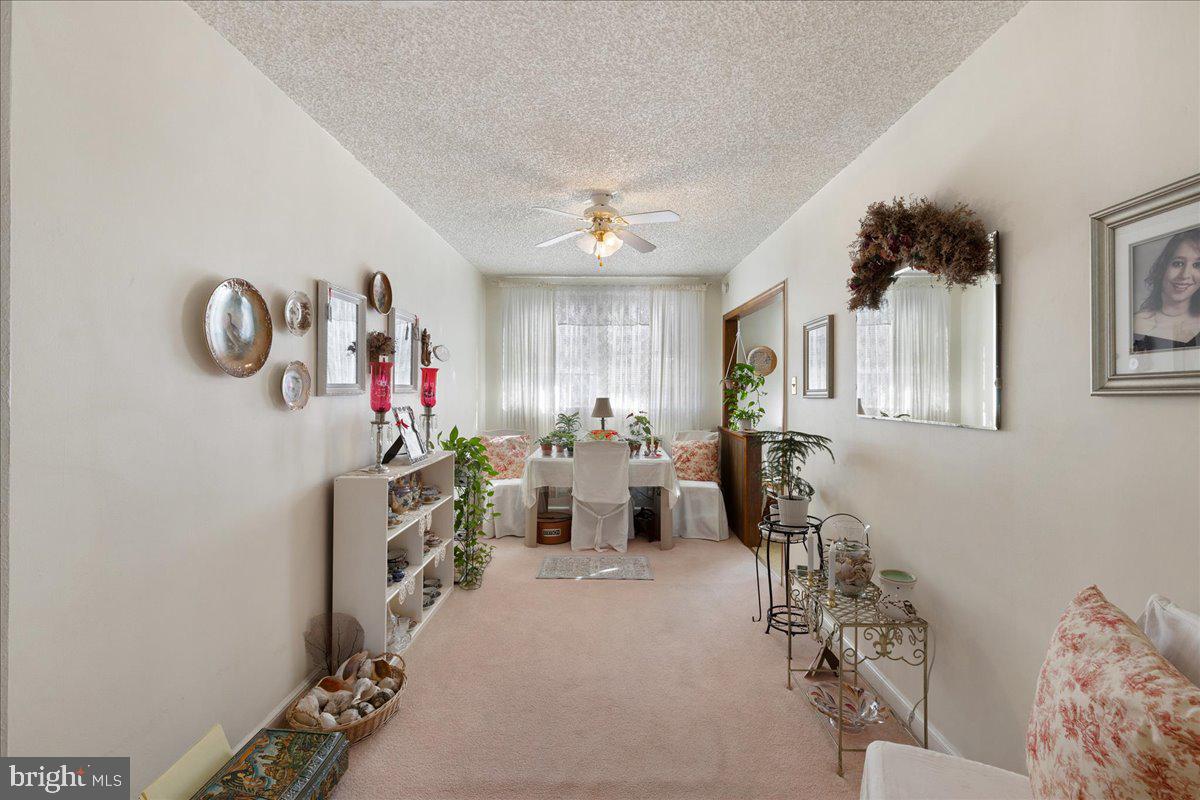 MAYFAIR - Residential