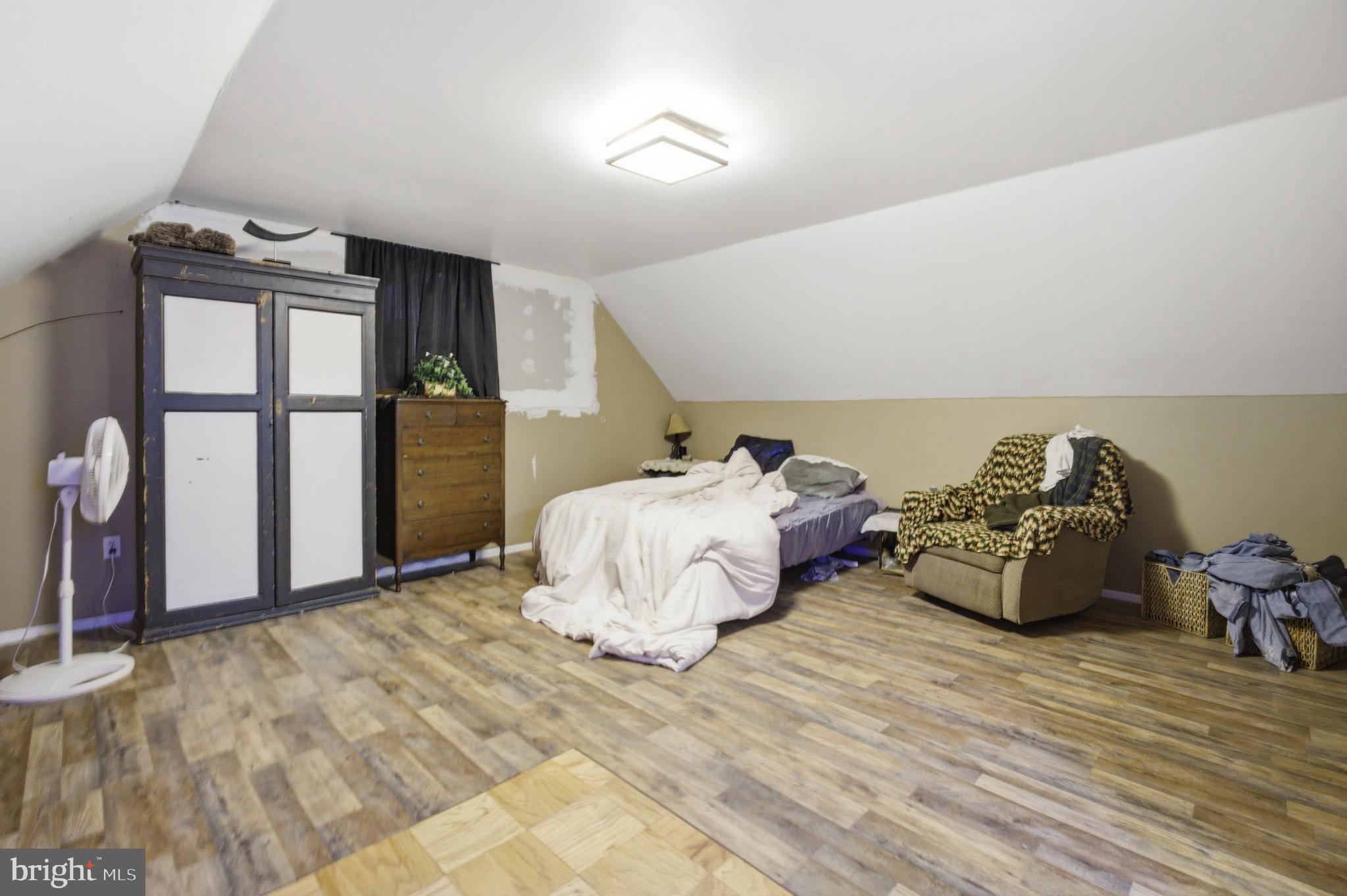 WHITEHALL AT BELAIR - Residential