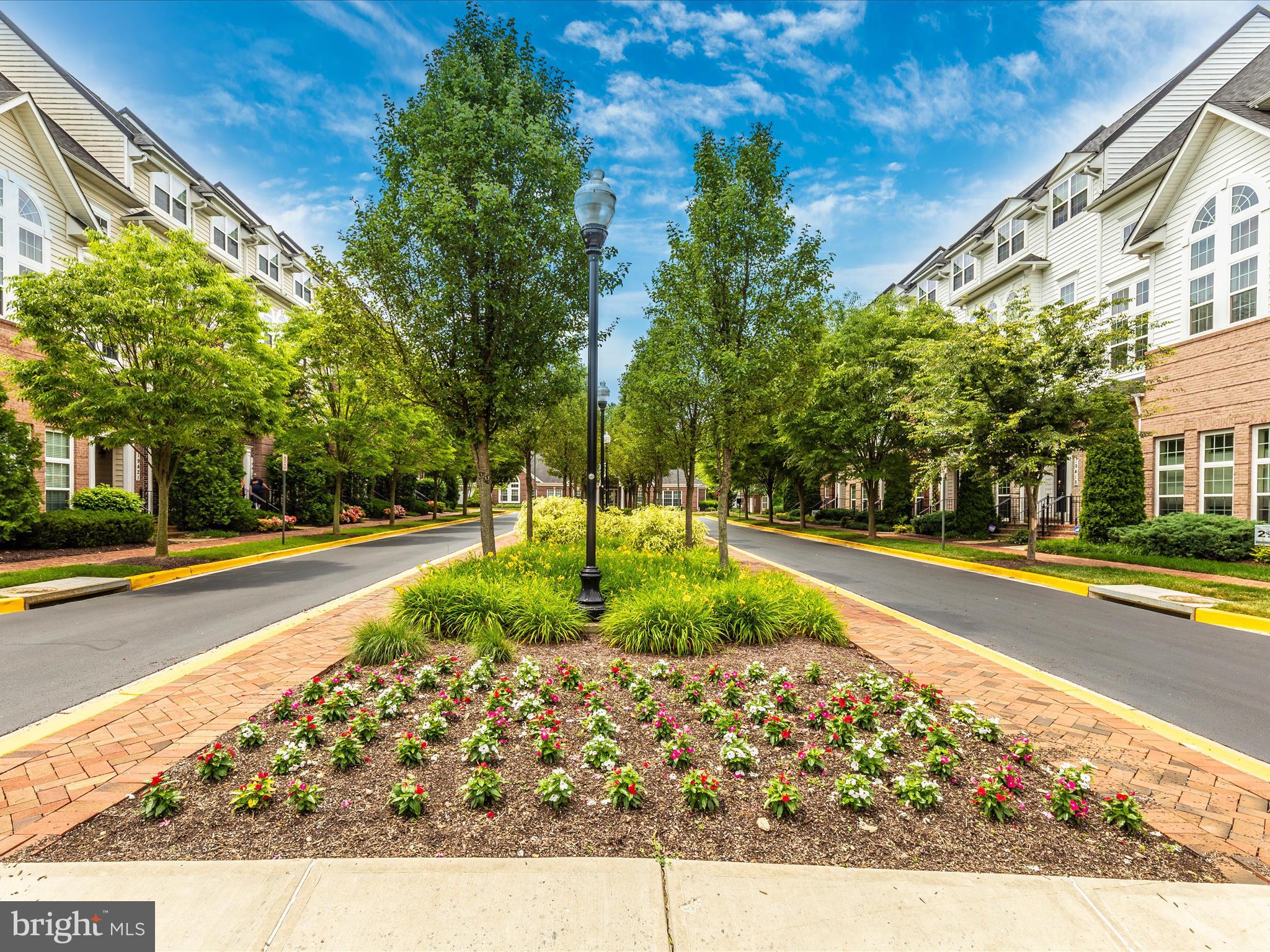 ASHMORE AT GERMANOWN COMMUNITY - Residential