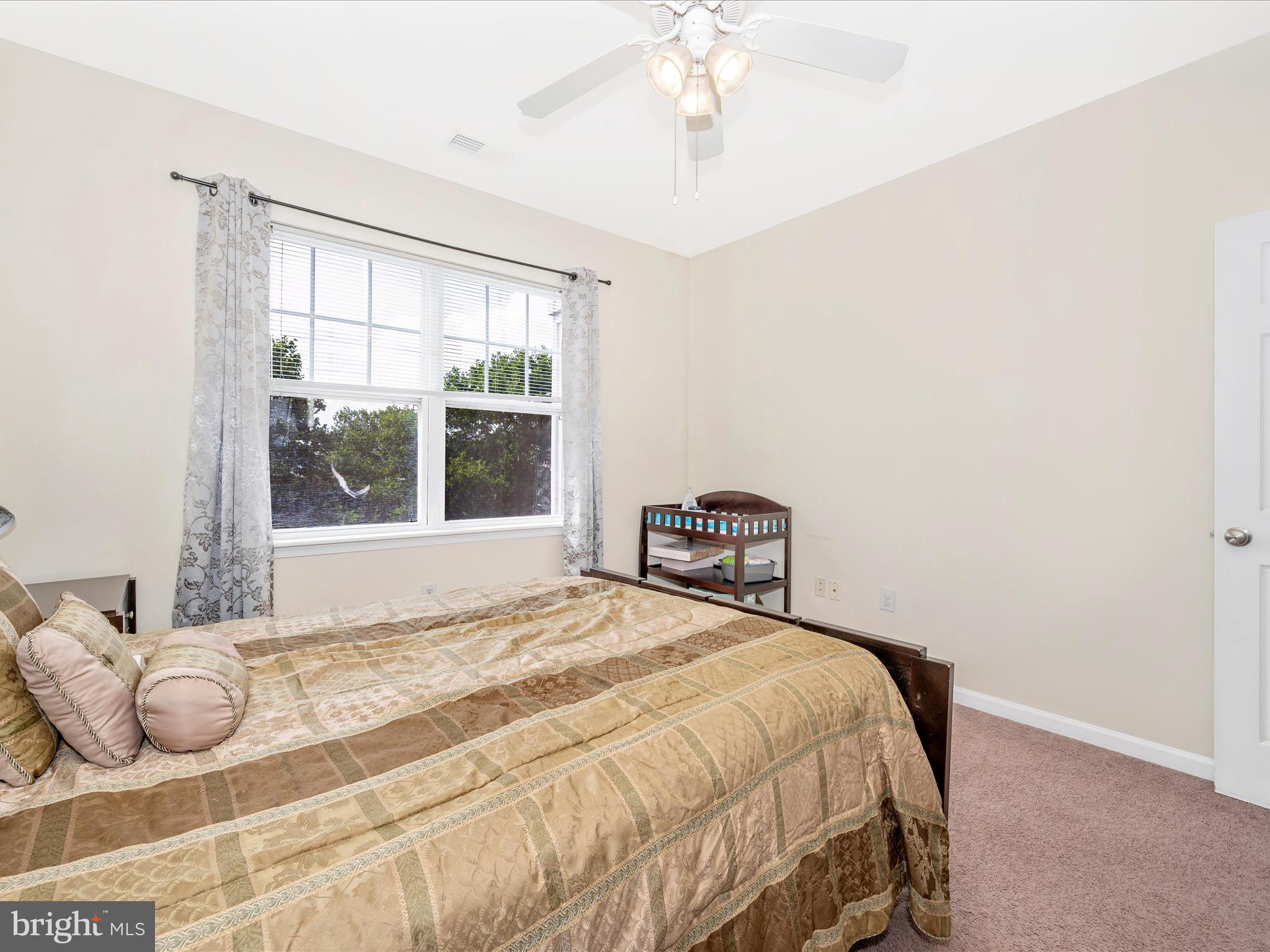 ASHMORE AT GERMANOWN COMMUNITY - Residential