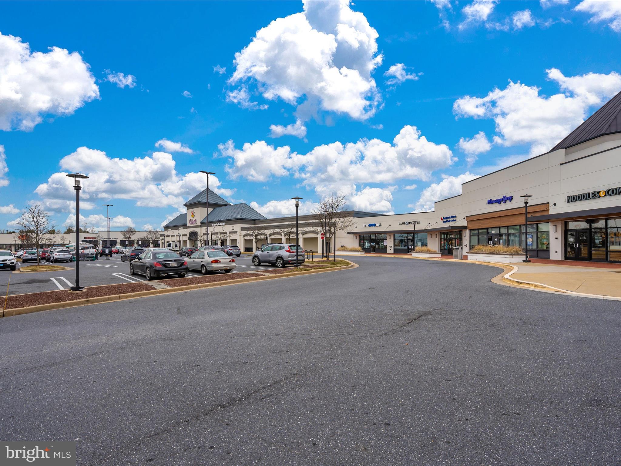 ASHMORE AT GERMANOWN COMMUNITY - Residential