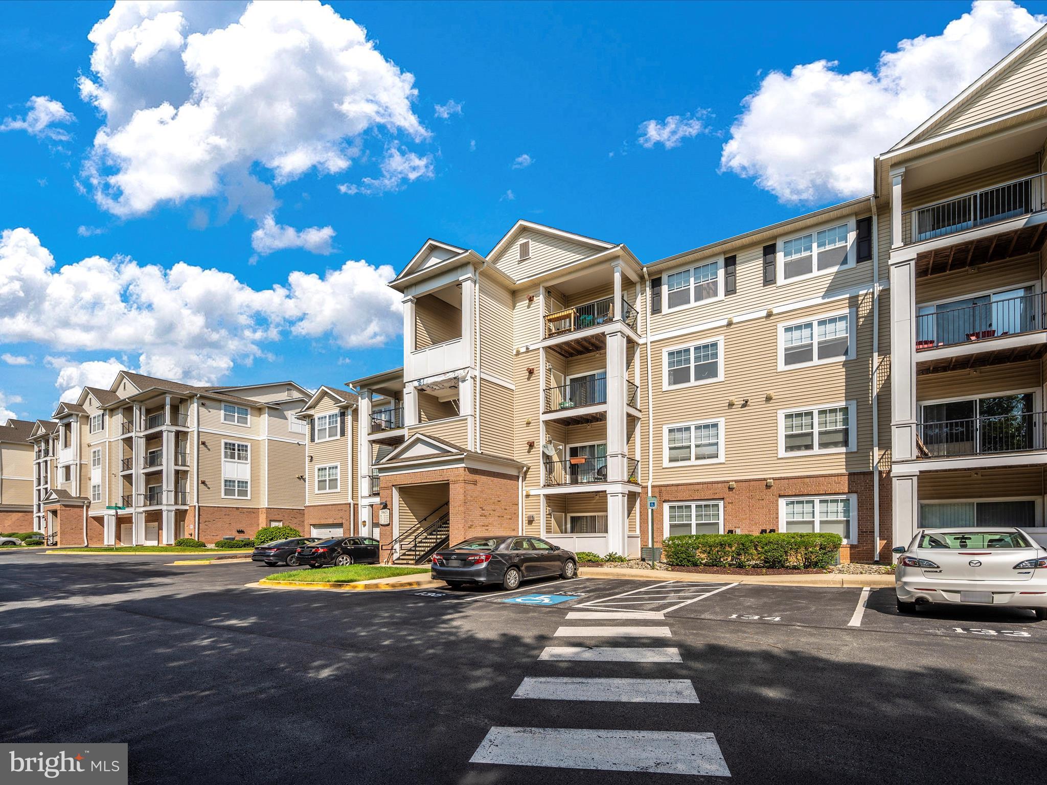 ASHMORE AT GERMANOWN COMMUNITY - Residential