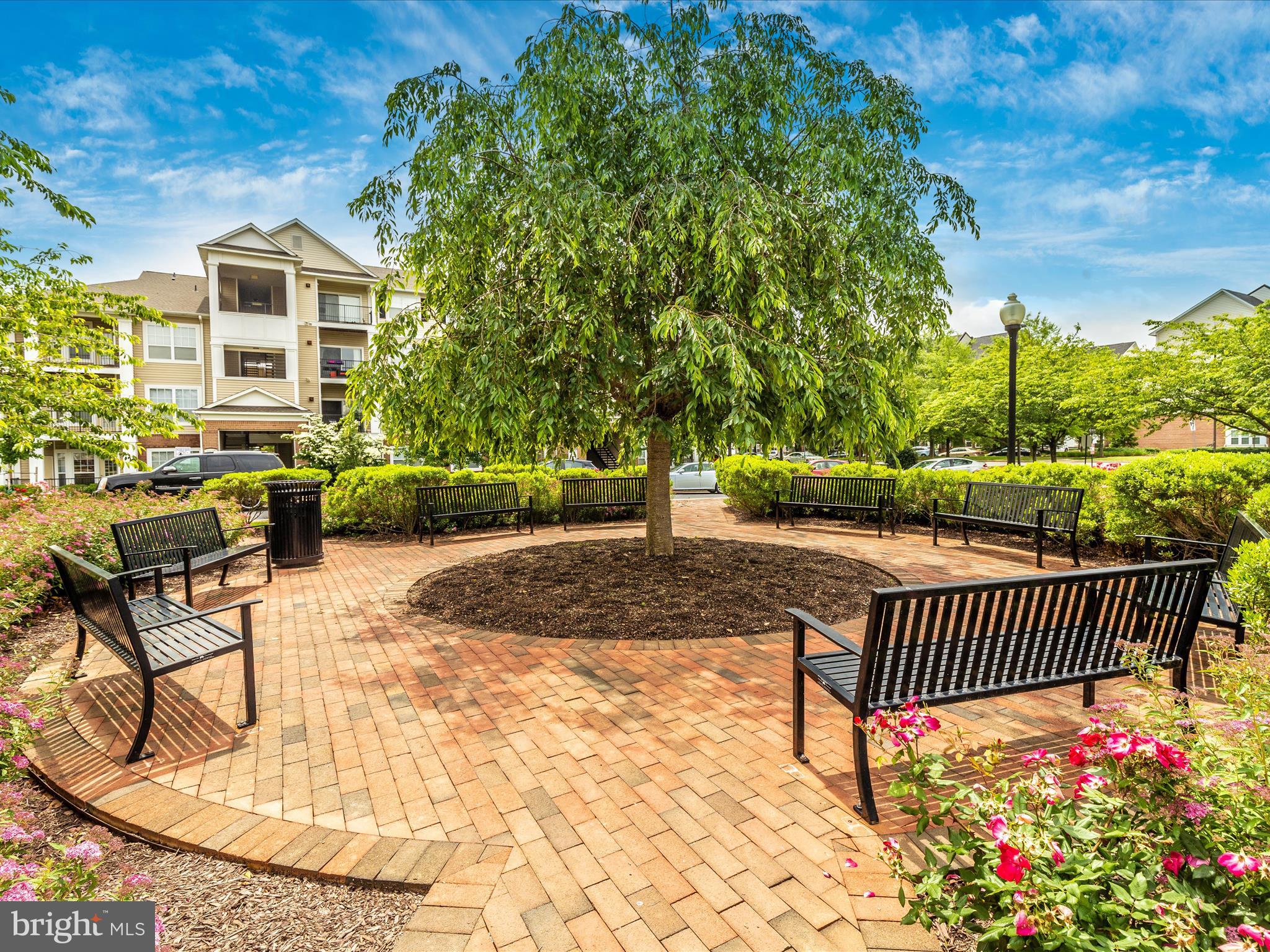 ASHMORE AT GERMANOWN COMMUNITY - Residential