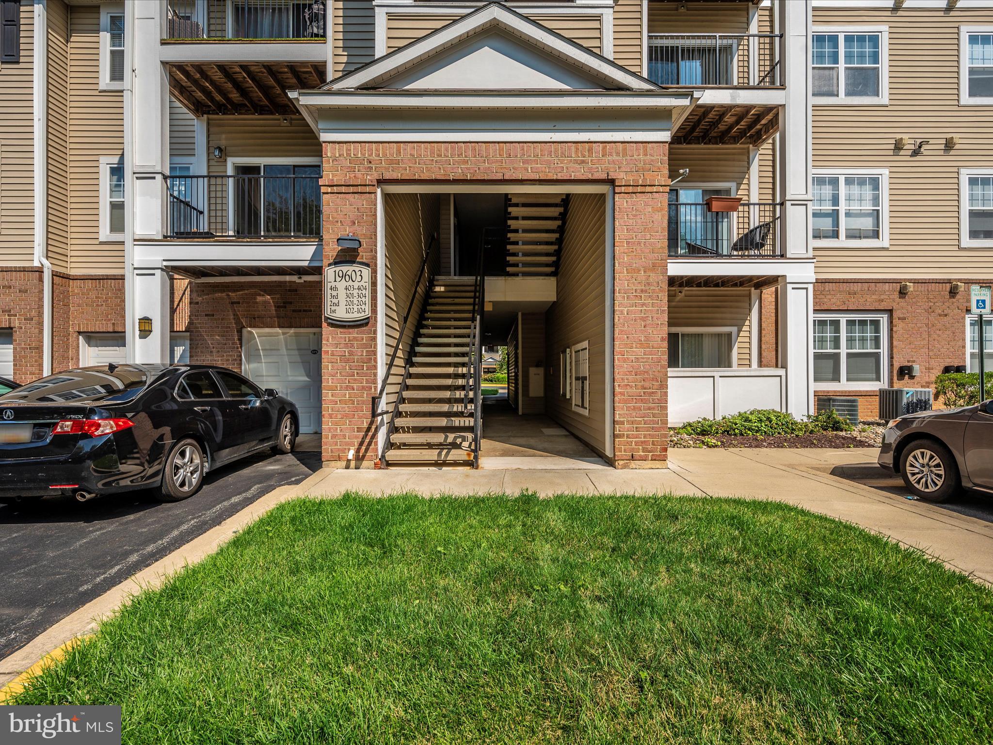 ASHMORE AT GERMANOWN COMMUNITY - Residential