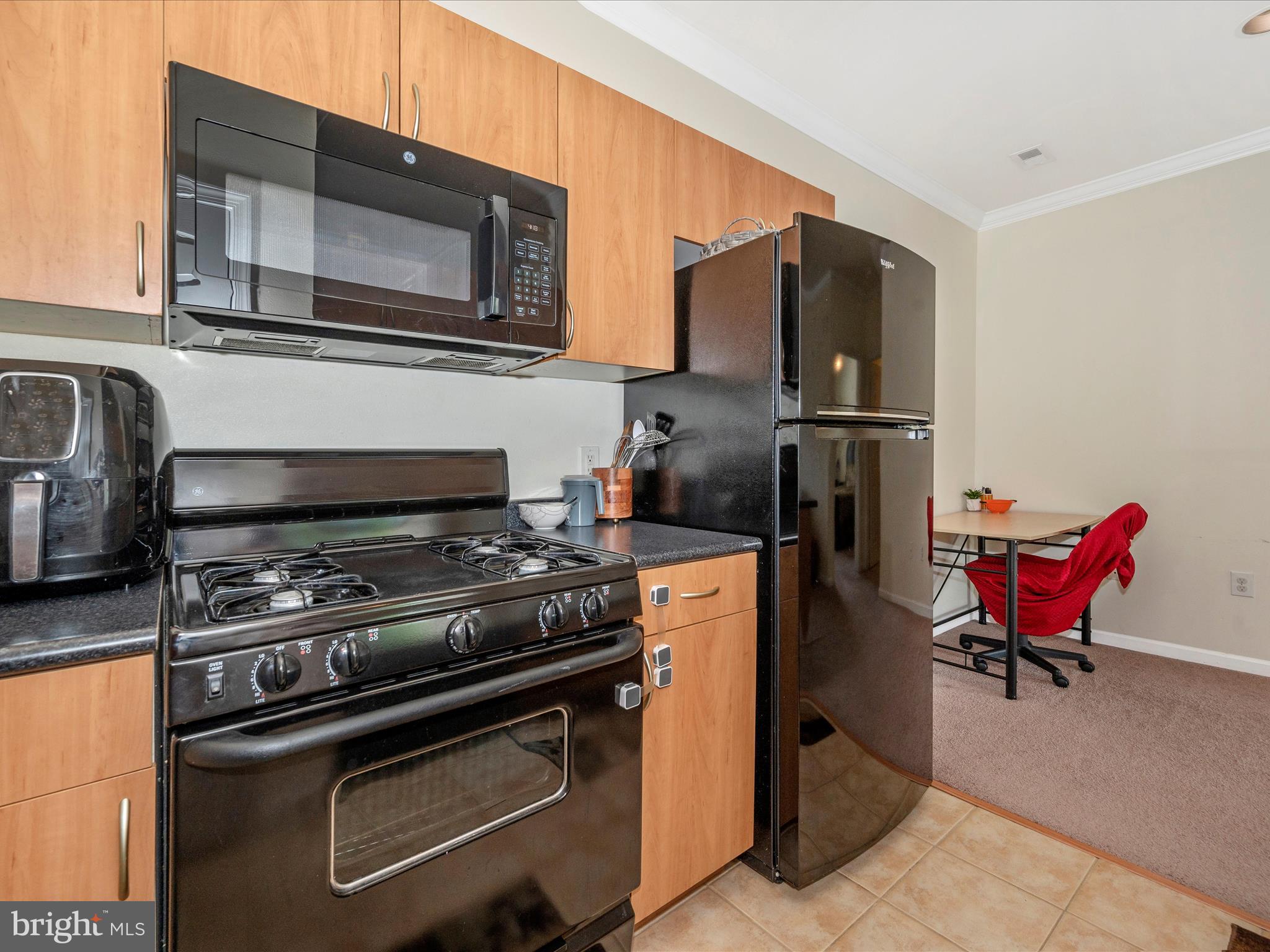 ASHMORE AT GERMANOWN COMMUNITY - Residential