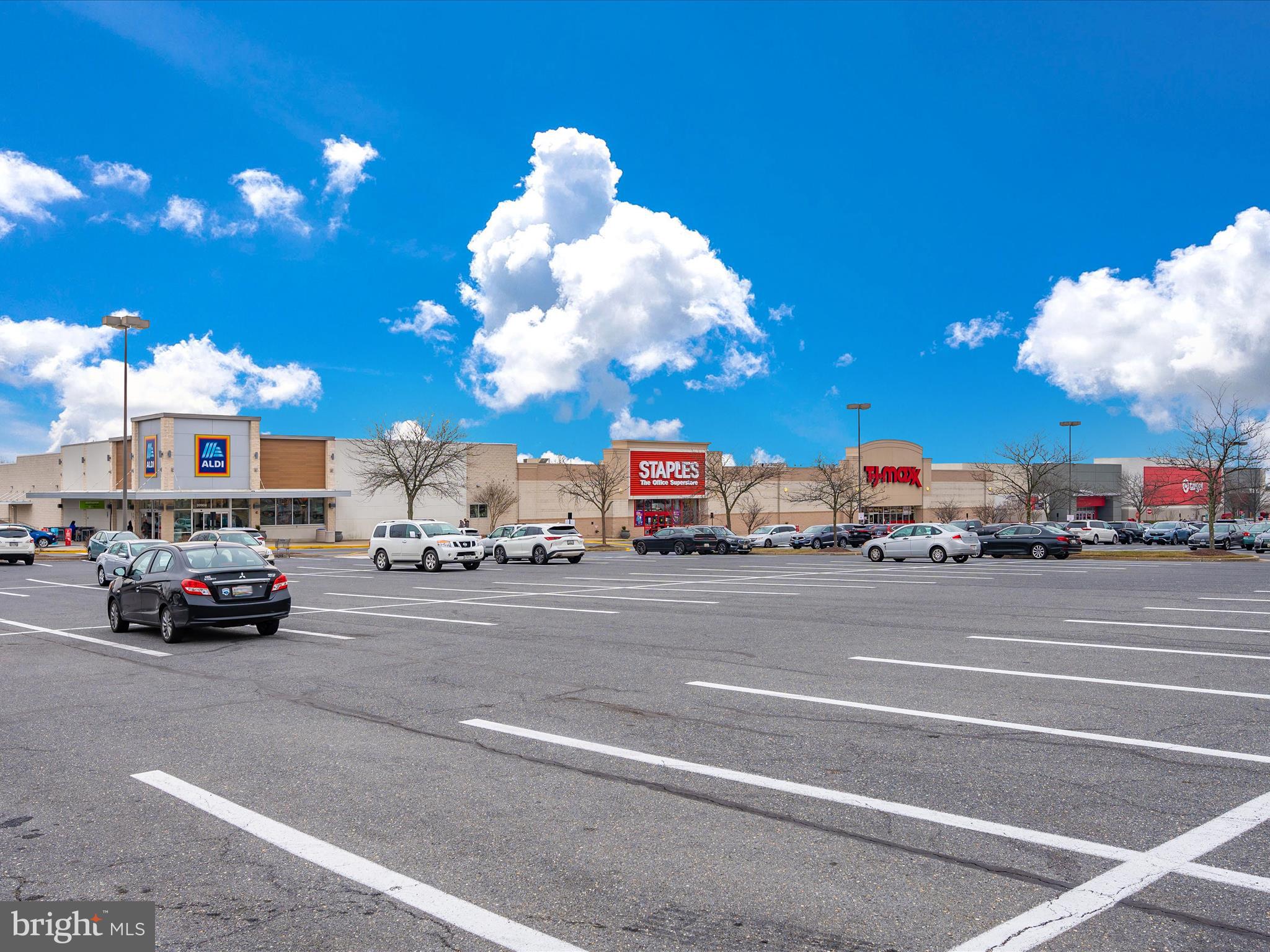 ASHMORE AT GERMANOWN COMMUNITY - Residential