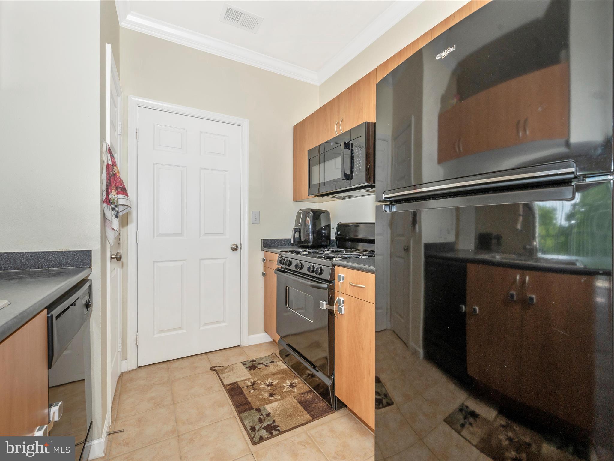 ASHMORE AT GERMANOWN COMMUNITY - Residential