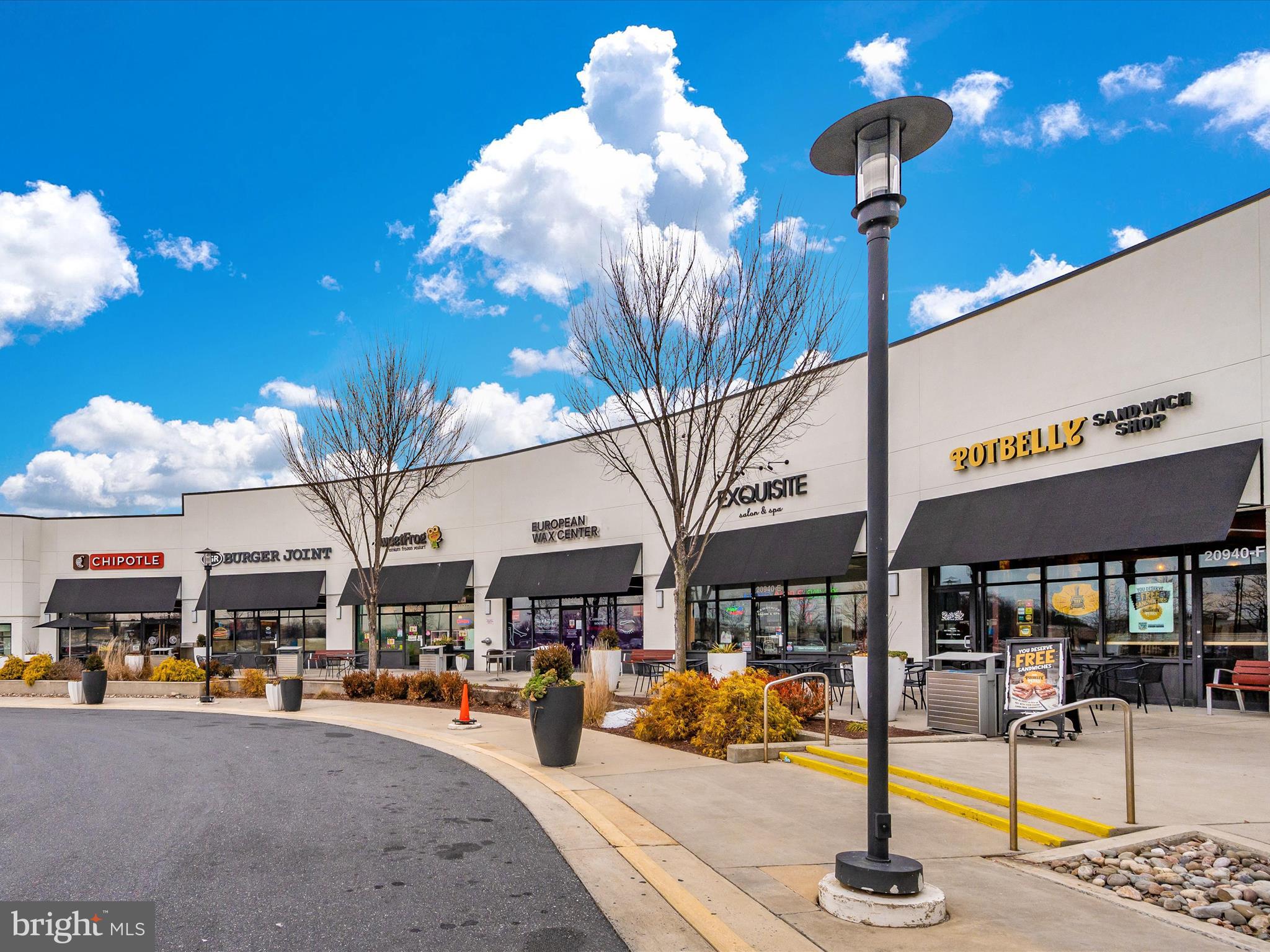 ASHMORE AT GERMANOWN COMMUNITY - Residential