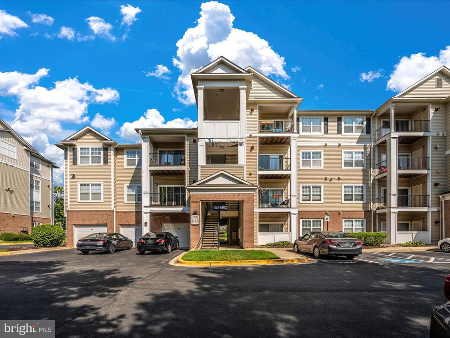 **Back on The Market,  Financing Fell Through , Buyers Loss is Your Gain **  Welcome Home to 19603 Galway Bay Circle !!  Located on the Third Floor, this 1 Bedroom 1 Bath Condo with Rarely Offered Storage Unit (153 sf) Across the Hall Awaits its New Owner.     Kitchen is equipped with Gas Stove, Dishwasher and Built in Microwave.   Dining/Living Combo are Light and Bright with Sliding Door that Leads to Balcony.  
One(1) Assigned Parking Spot, plus Visitor Parking. Private Gym, Community Pool, Club House, Walking Trail. Convenient to shopping, restaurants, Lake Seneca Creek, Restaurants, Shopping, Top Golf, MARC Train, and Route 270.   Condo is FHA Approved... Don't Wait or it will be Too Late.