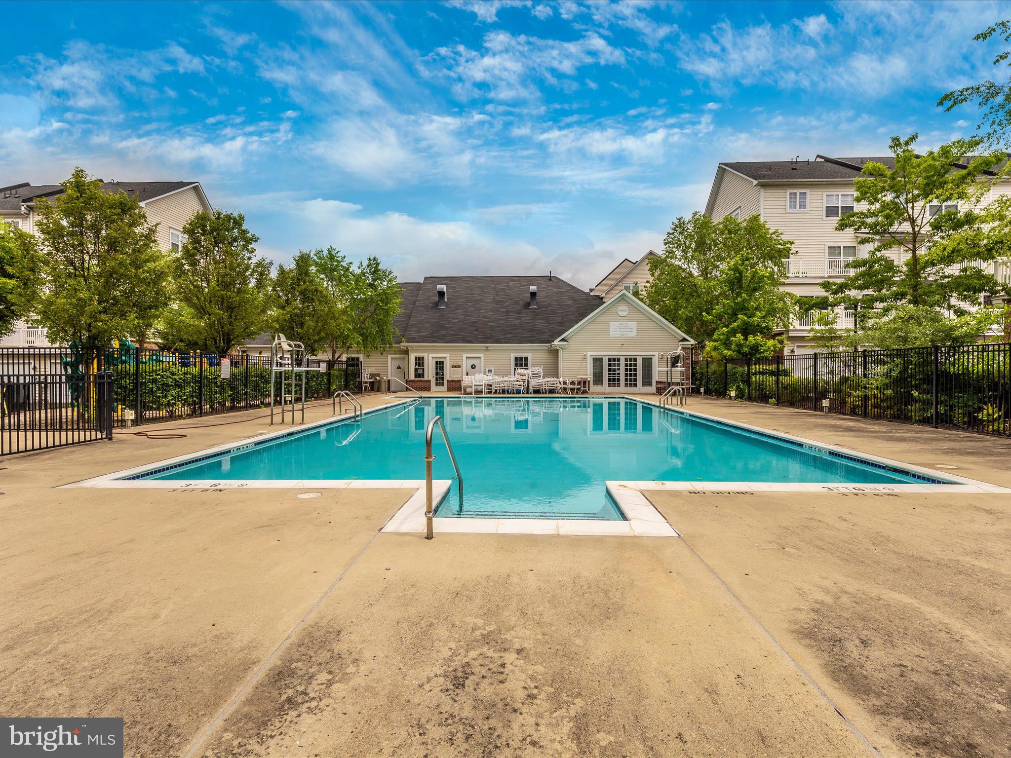 ASHMORE AT GERMANOWN COMMUNITY - Residential