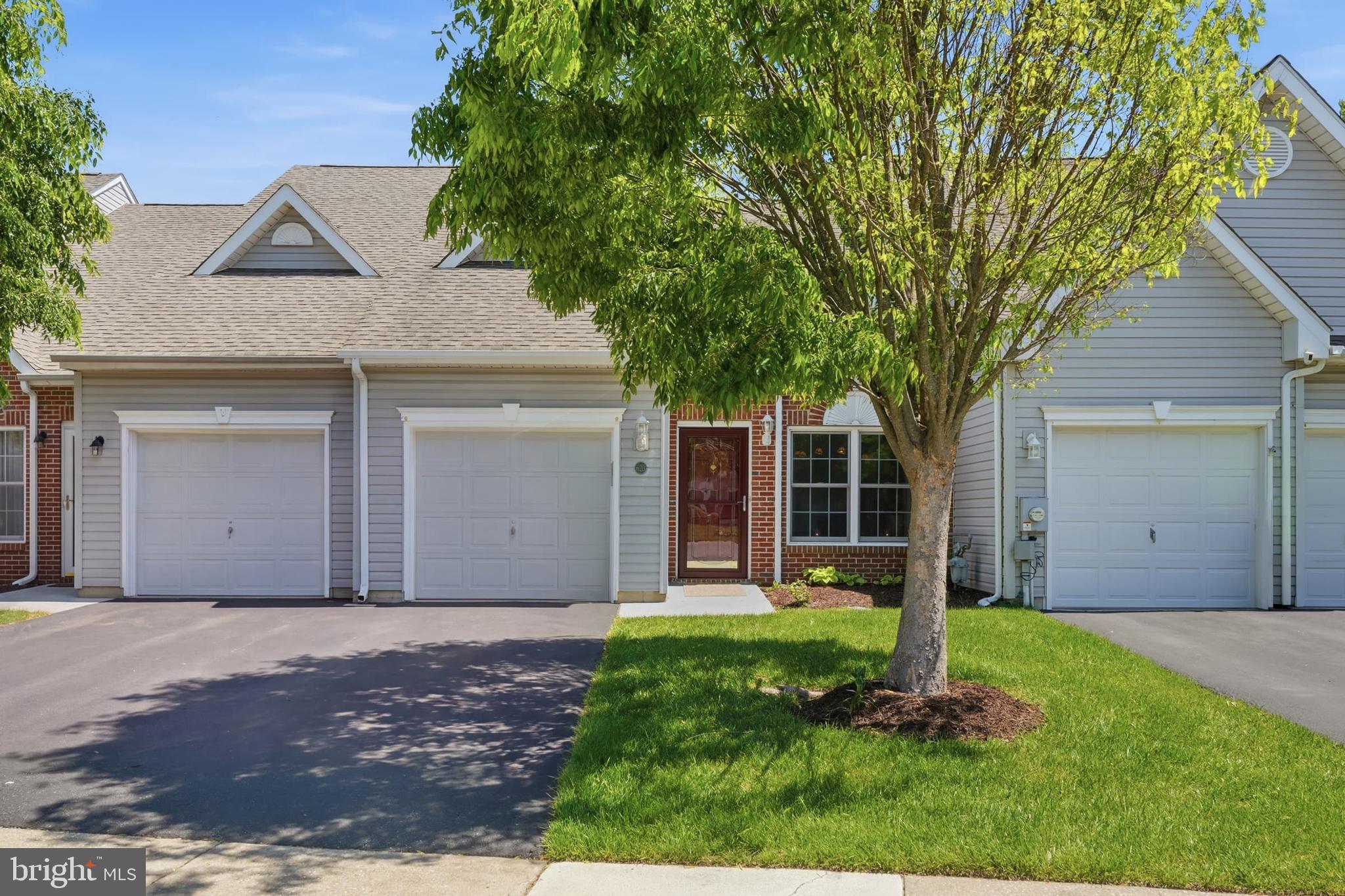 CROSSINGS AT CHRIS - Residential