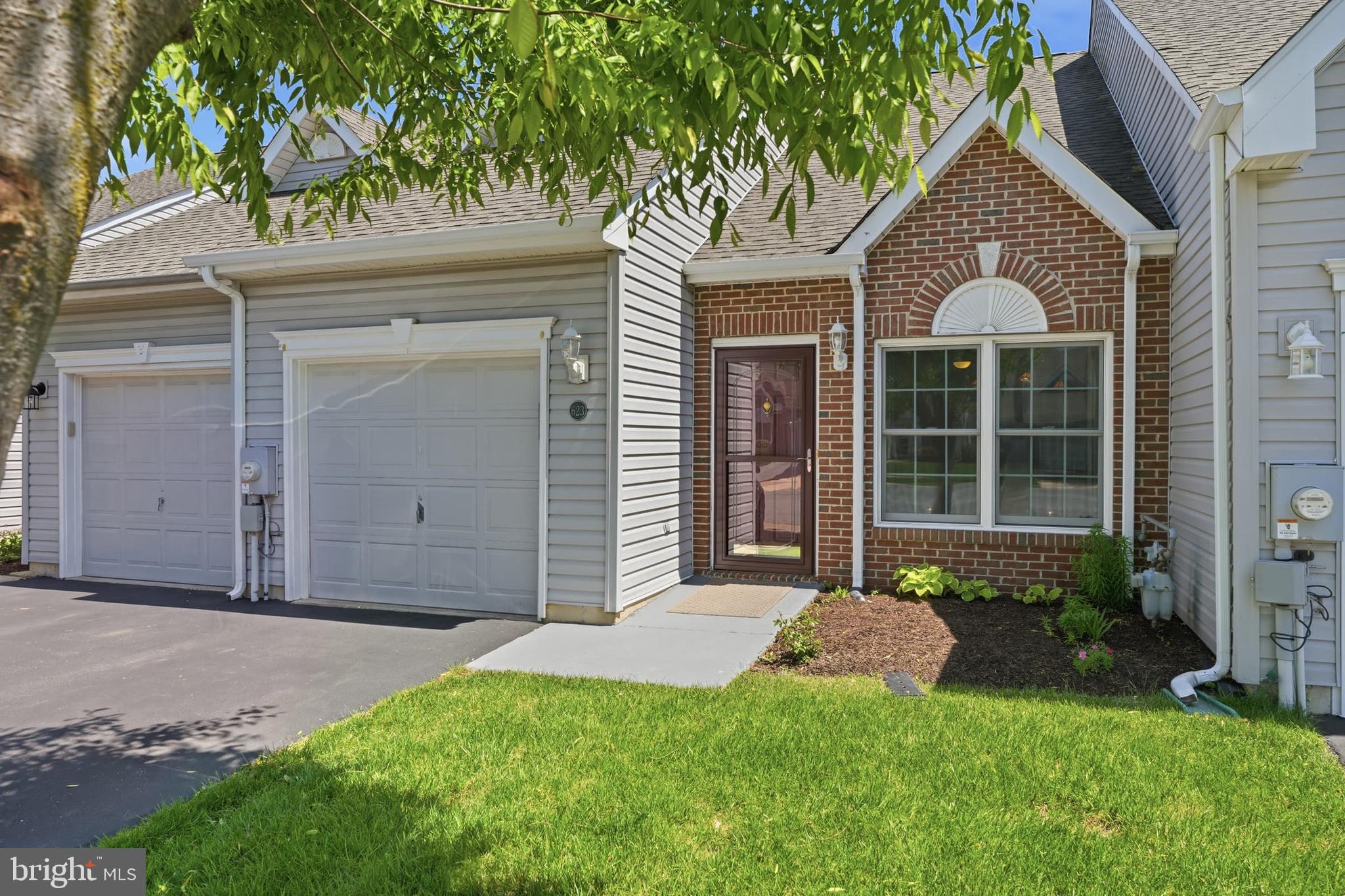 CROSSINGS AT CHRIS - Residential