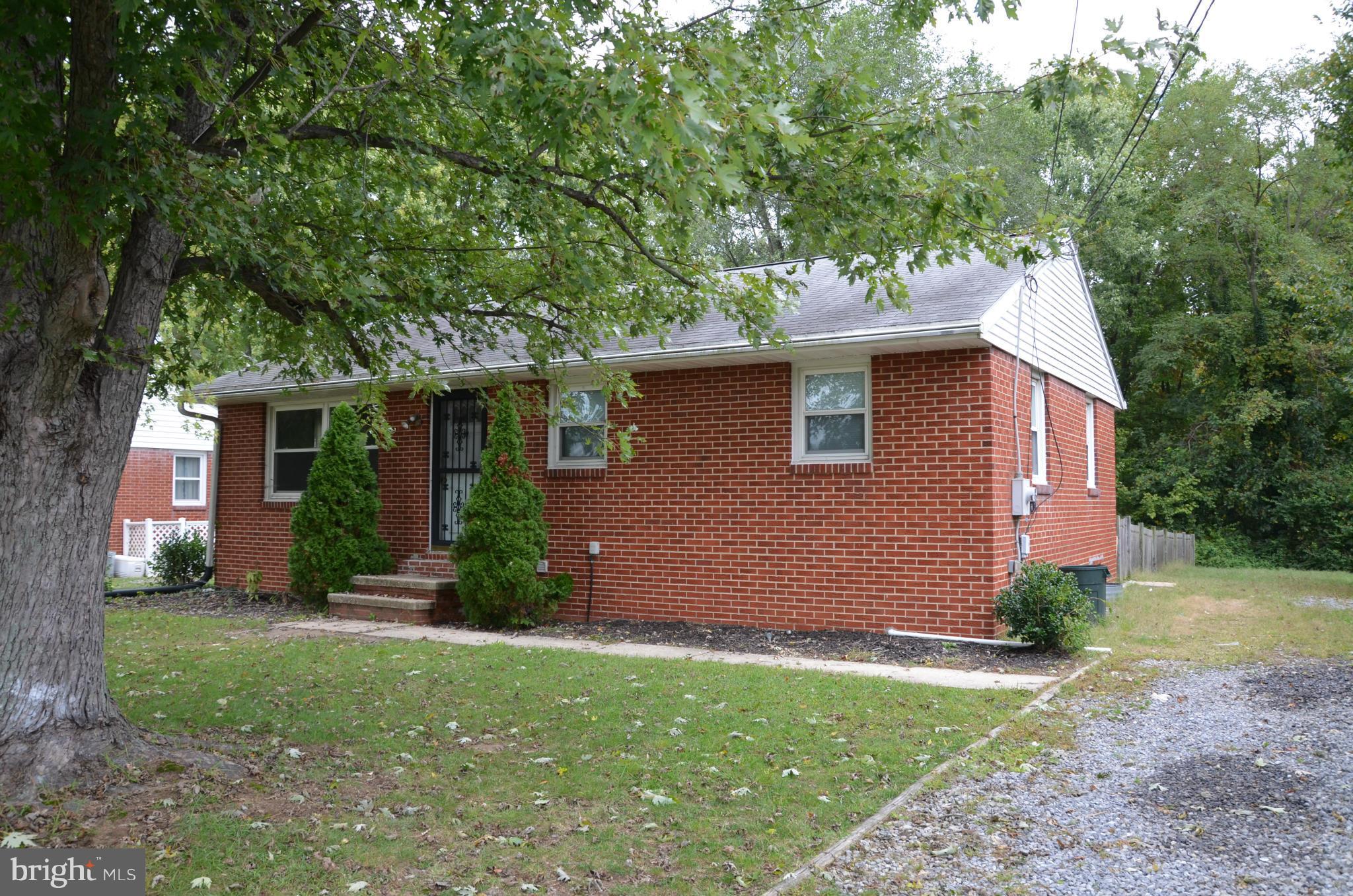 COLLEGE HEIGHTS - Residential Lease